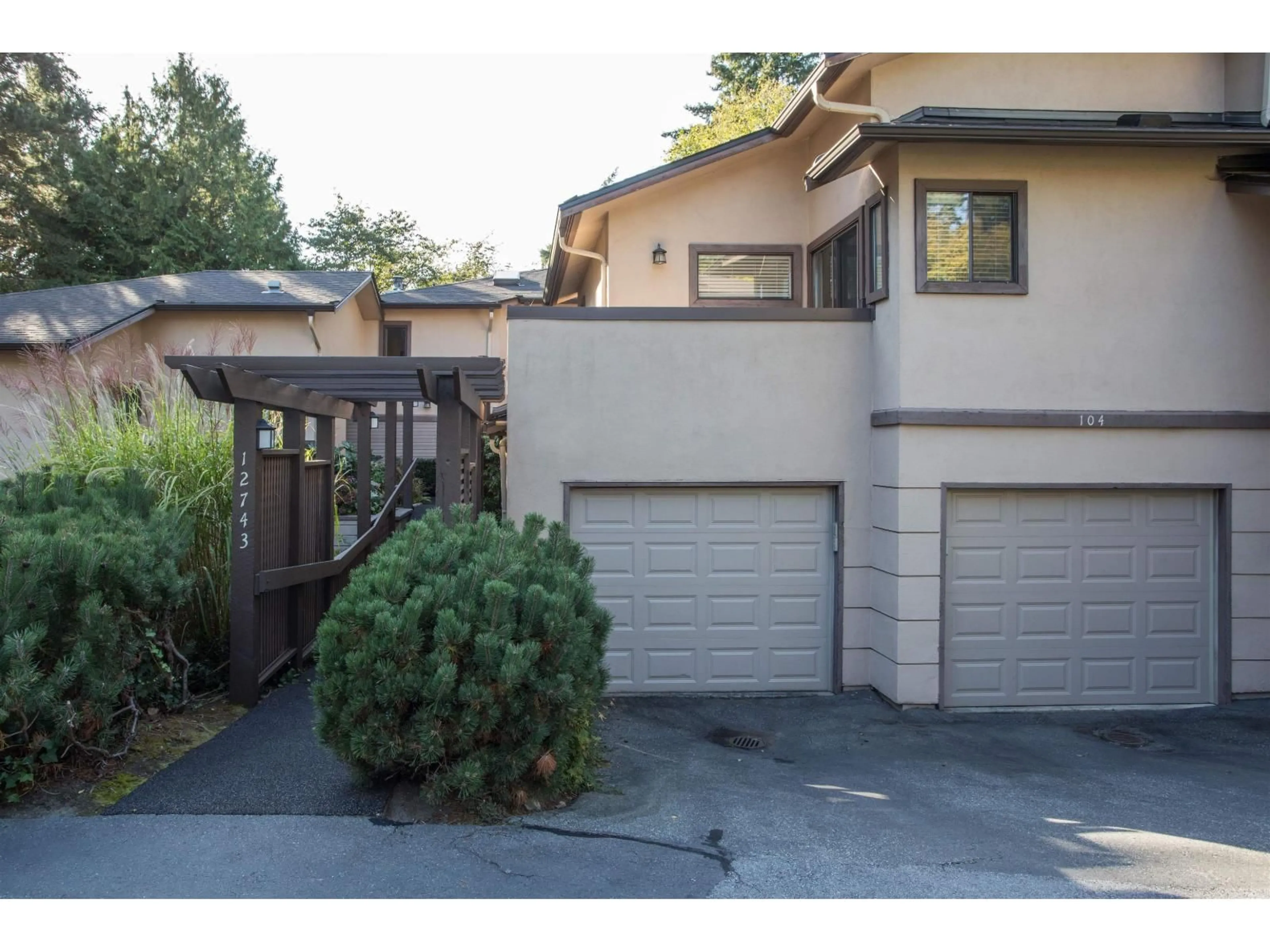 Unknown for 103 - 12743 16, Surrey British Columbia V4A1N2