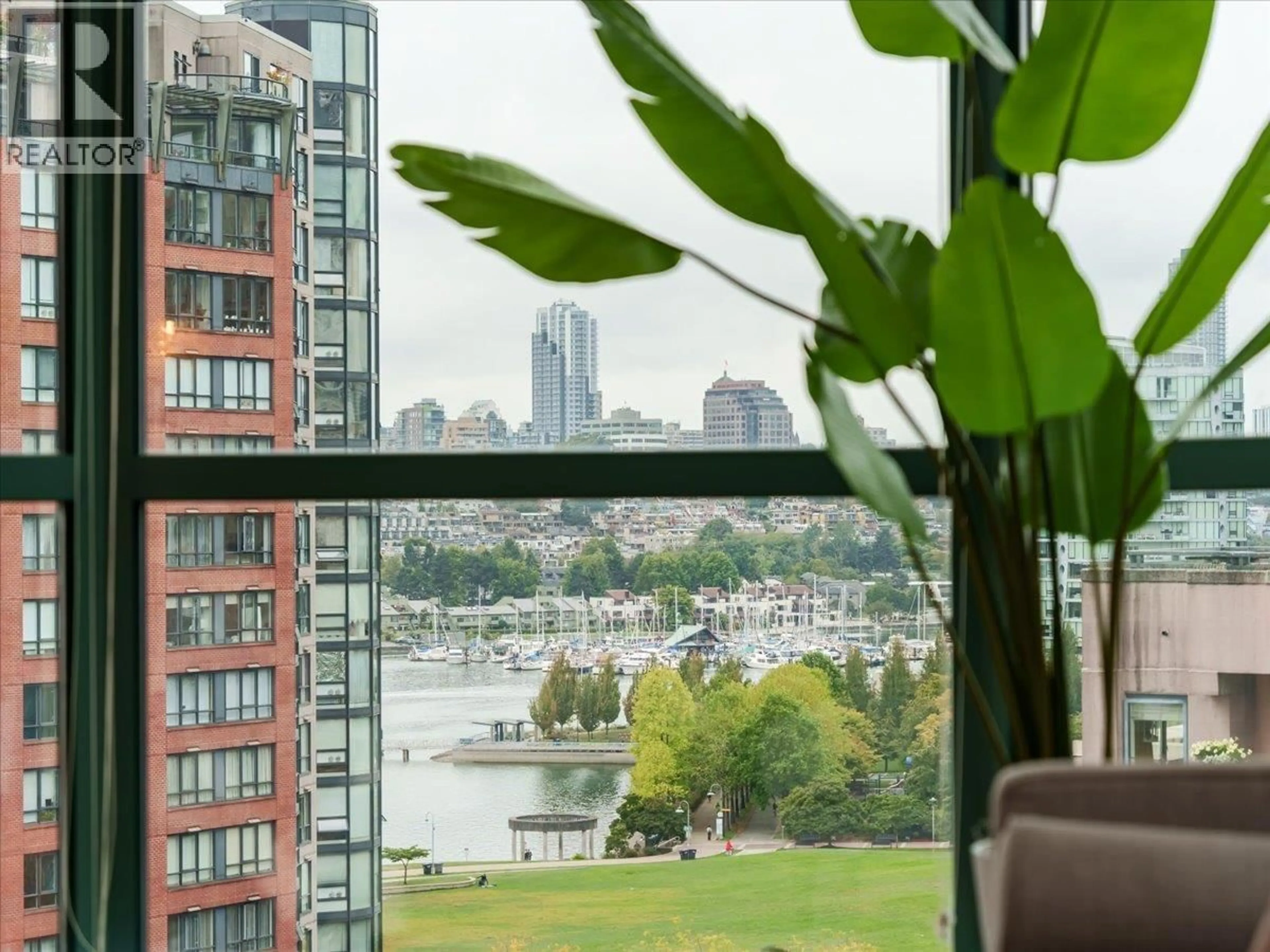 Balcony in the apartment, water/lake/river/ocean view for 1105 - 212 DAVIE STREET, Vancouver British Columbia V6B5Z4