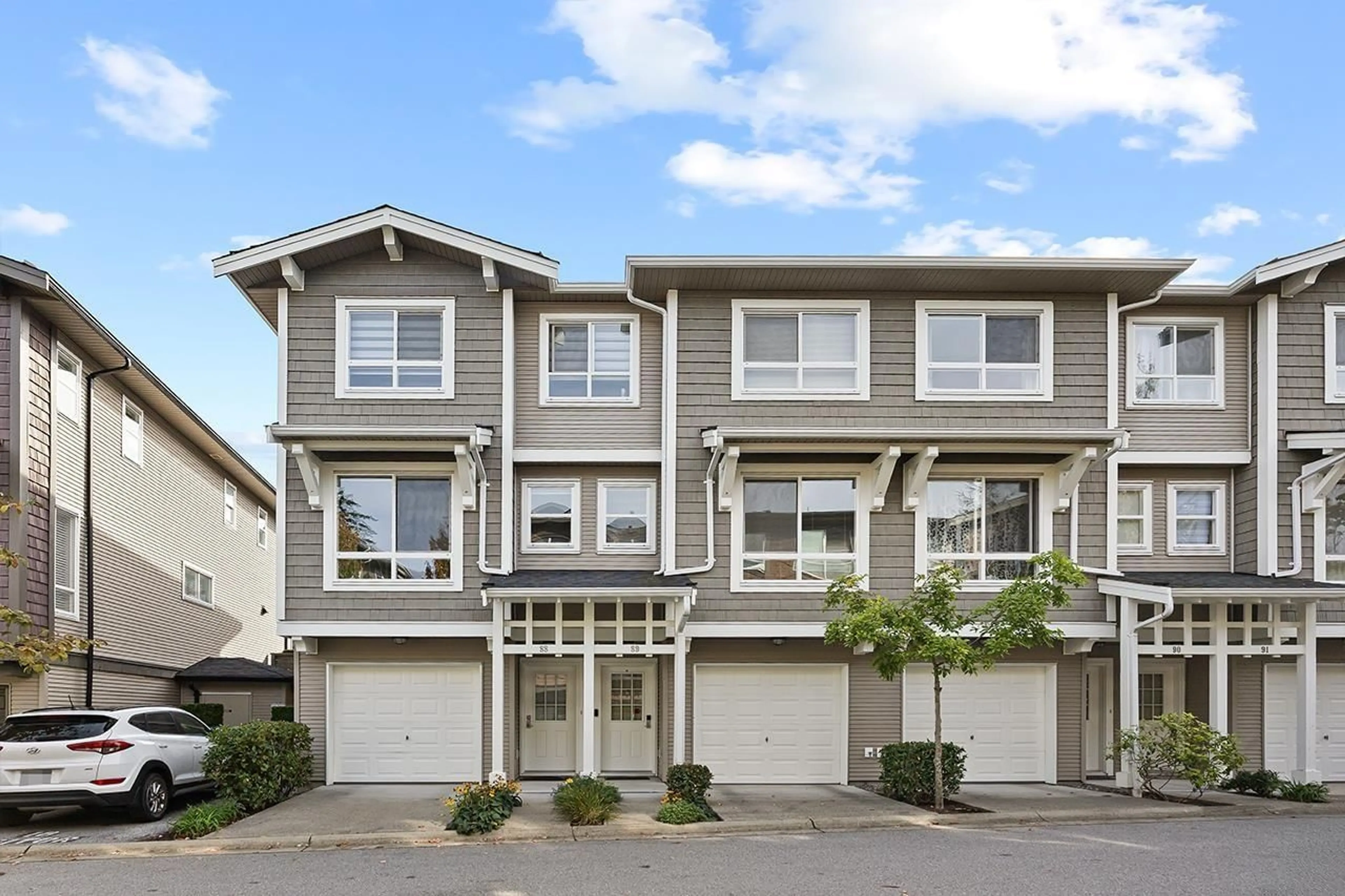 Home with vinyl exterior material, street for 88 - 2729 158, Surrey British Columbia V3Z1P4
