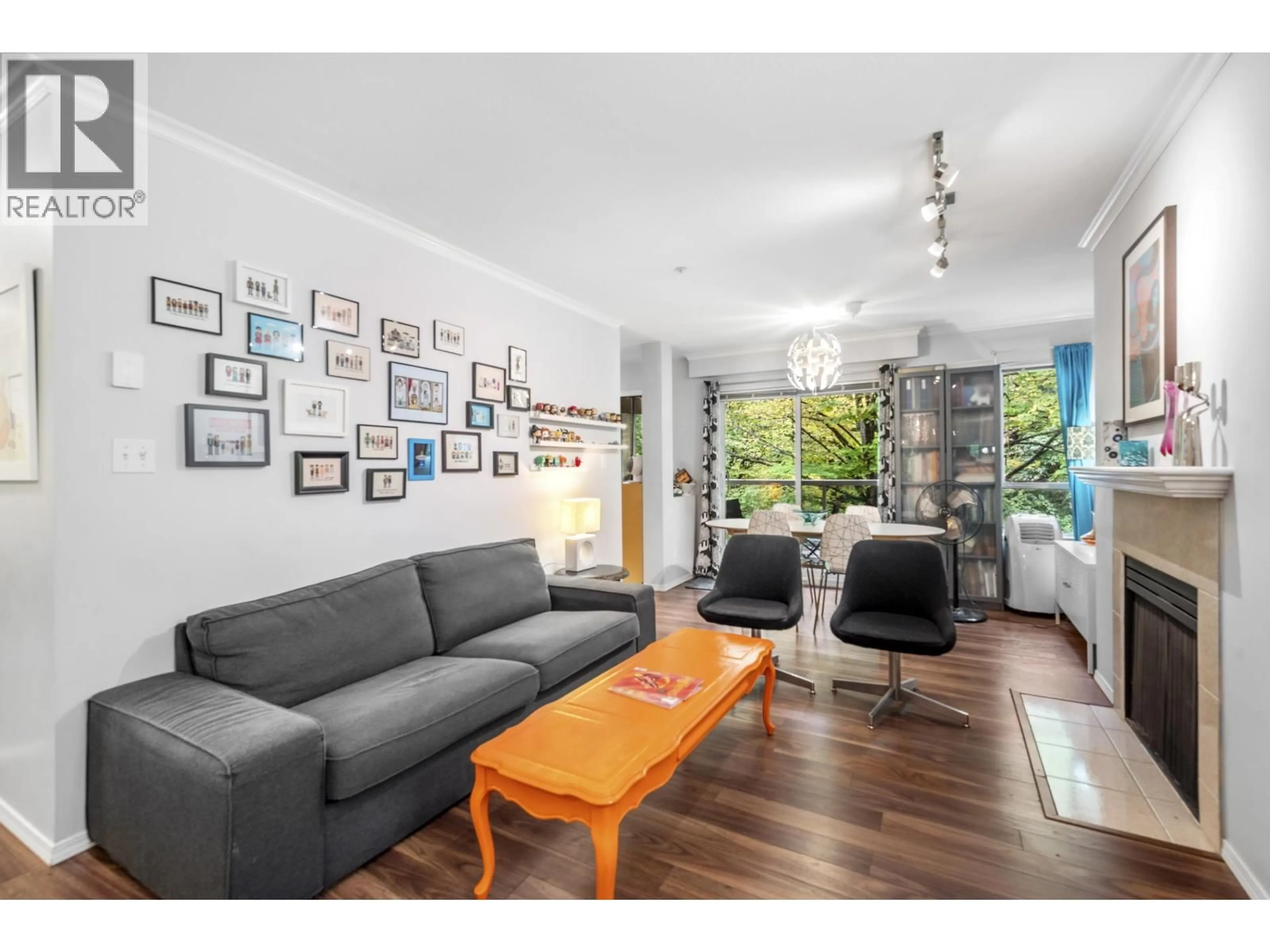 Living room with furniture, unknown for 306 - 3400 MARINE DRIVE, Vancouver British Columbia V5S4P8