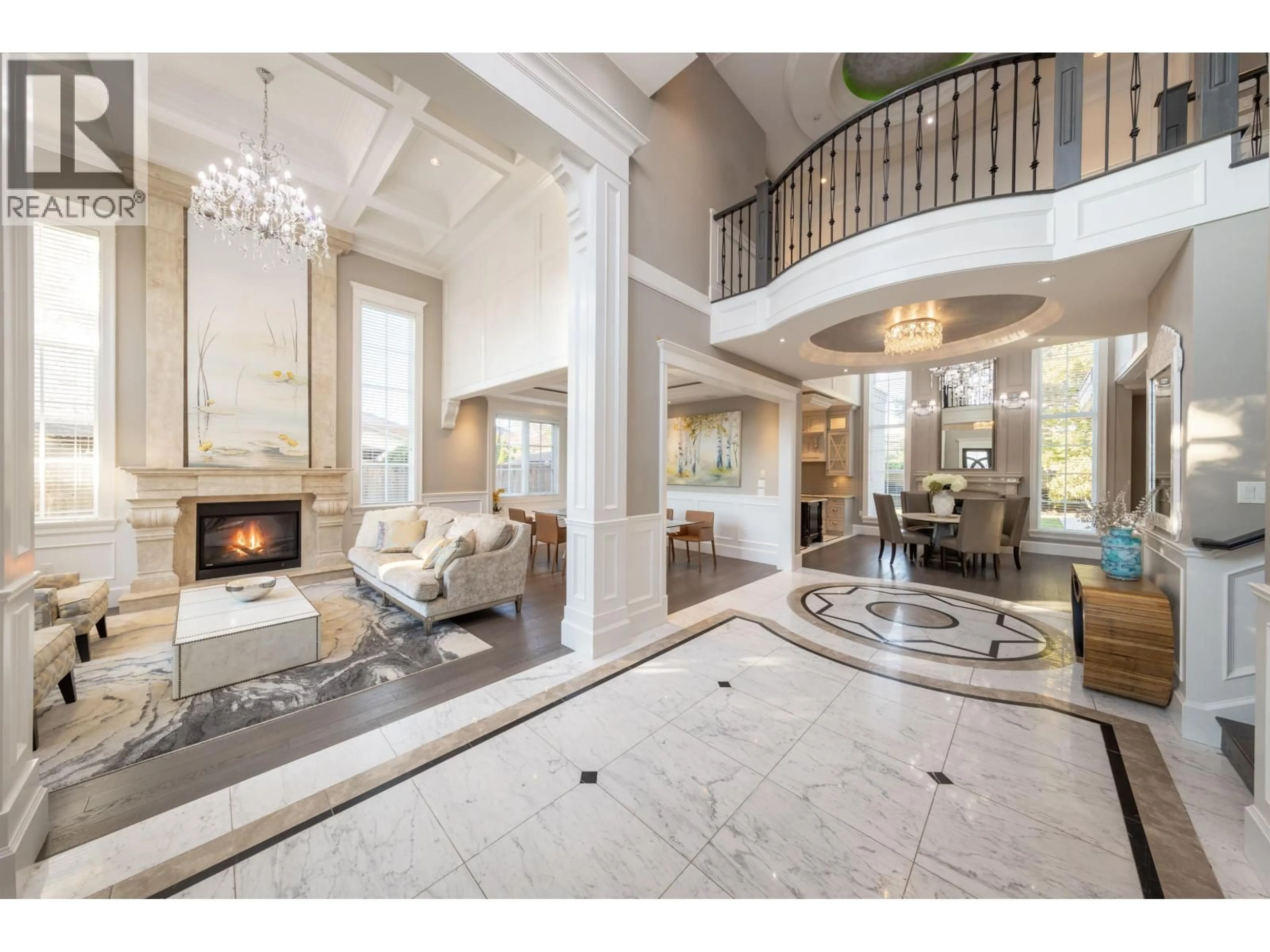 Indoor foyer for 9640 BATES ROAD, Richmond British Columbia V7A1E4