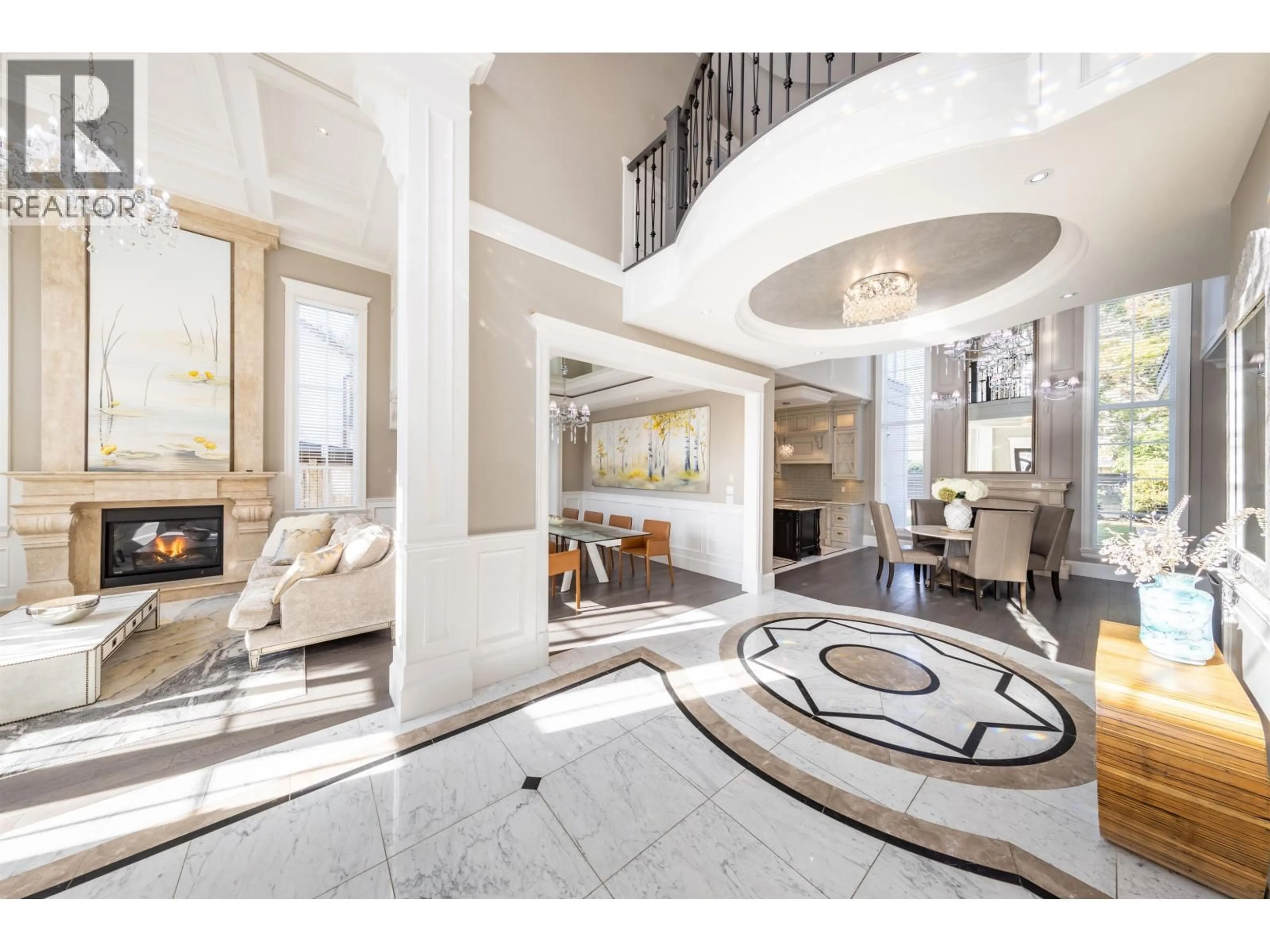 Indoor foyer for 9640 BATES ROAD, Richmond British Columbia V7A1E4