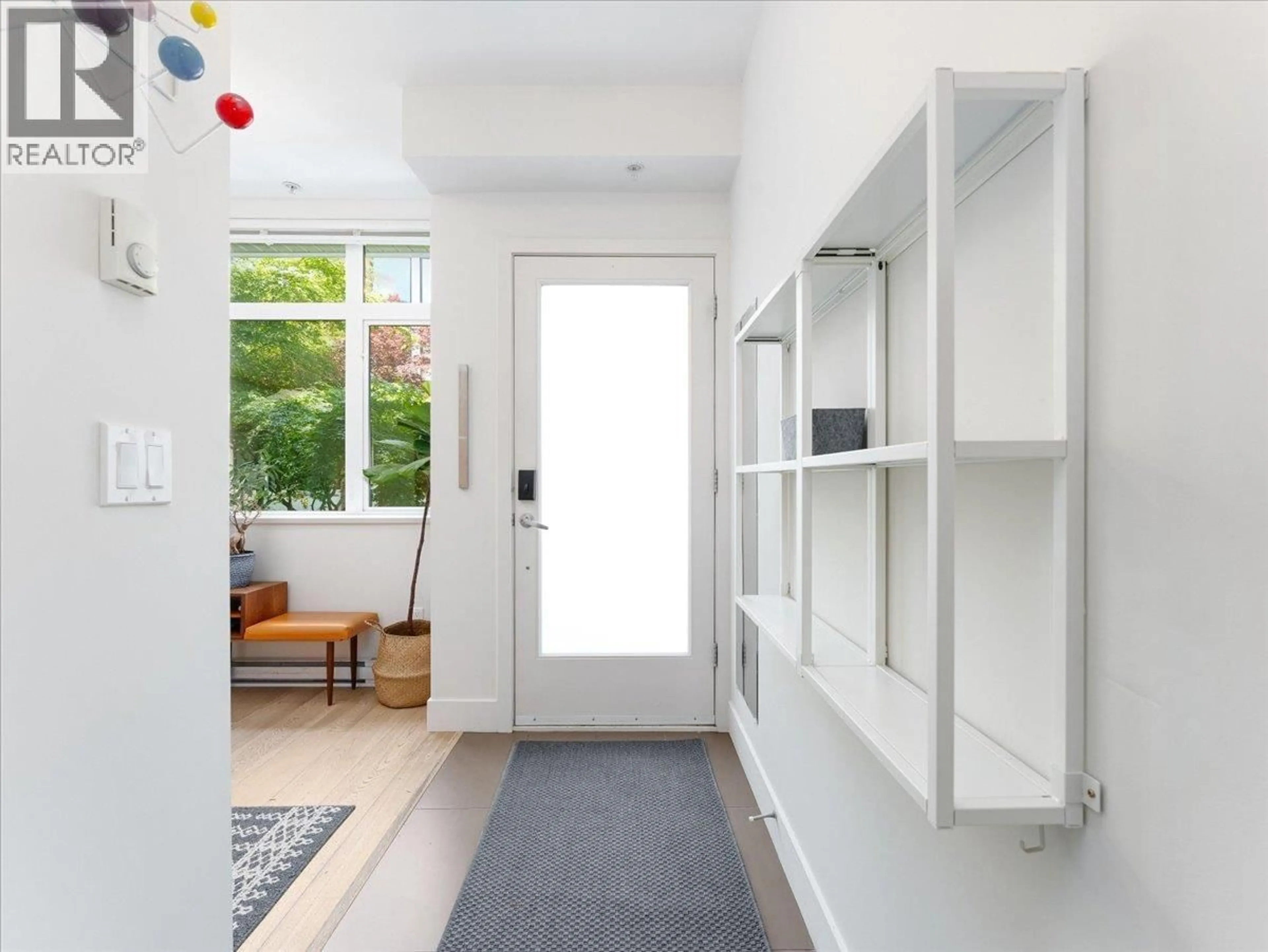 Indoor entryway for 2953 WALL STREET, Vancouver British Columbia V5K0A6