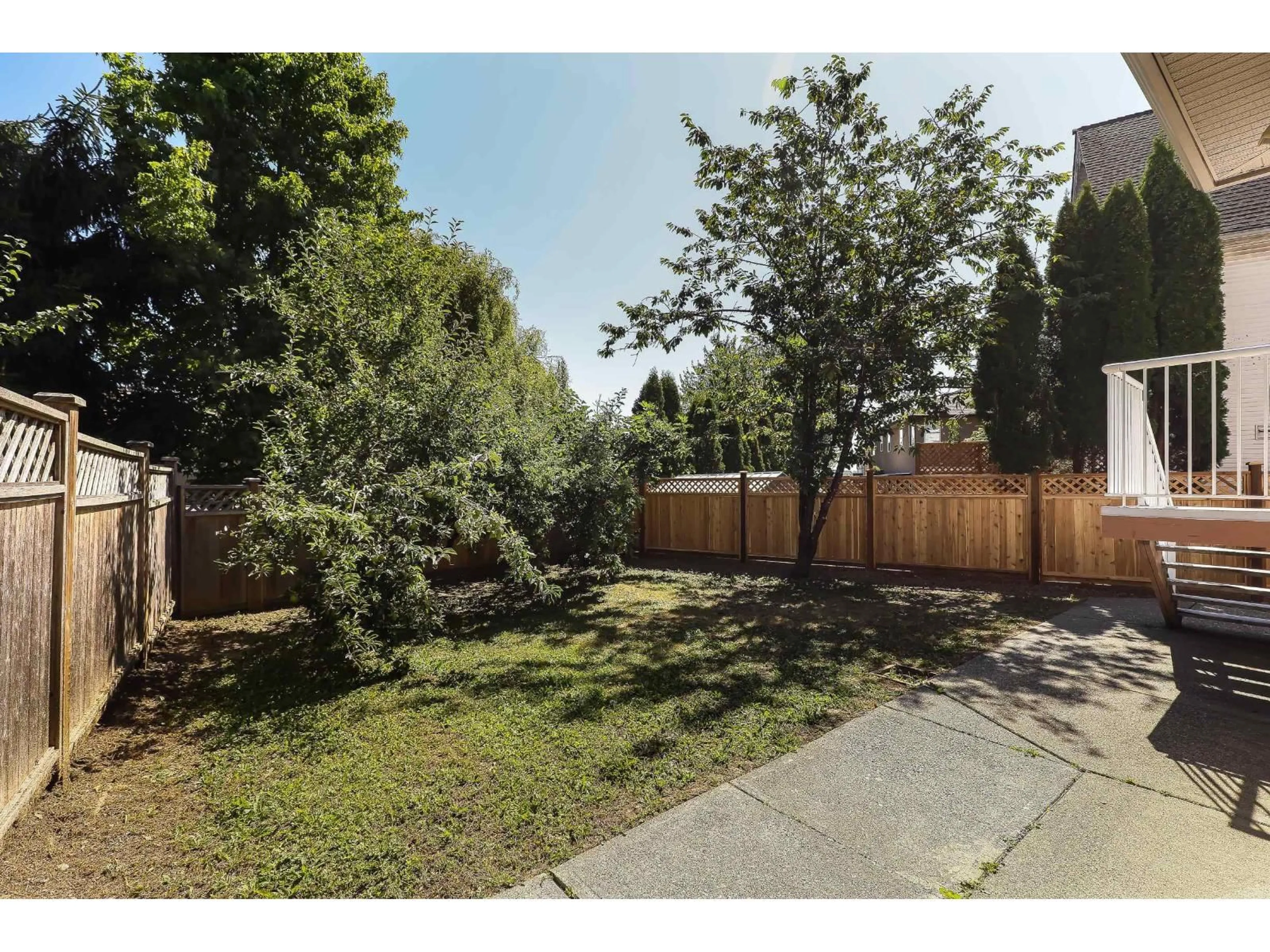 A pic from outside/outdoor area/front of a property/back of a property/a pic from drone, street for 8066 168, Surrey British Columbia V4N4Y8