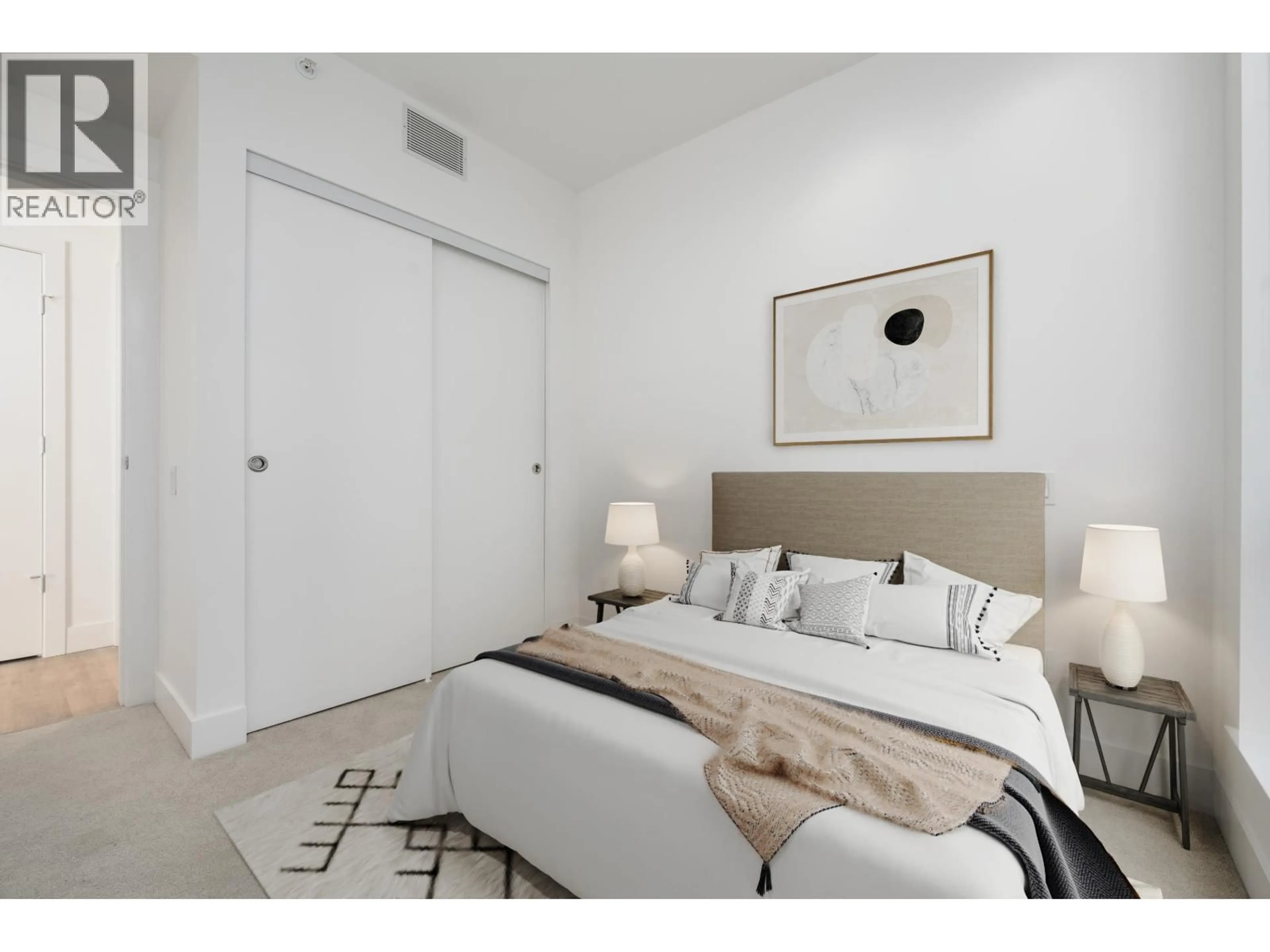 Bedroom with bed, unknown for 202 - 2325 EMERY COURT, North Vancouver British Columbia V7J0E8