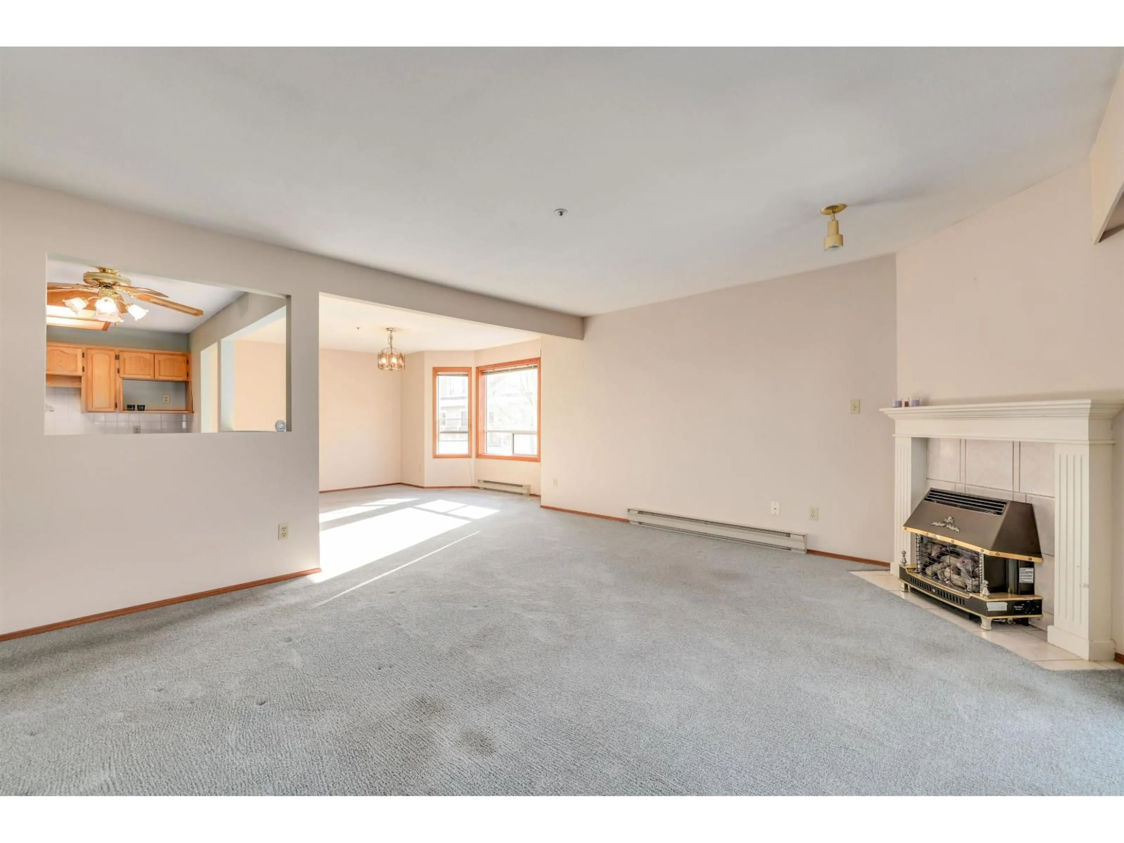 A pic of a room for 101 - 5377 201A, Langley British Columbia V3A1S7
