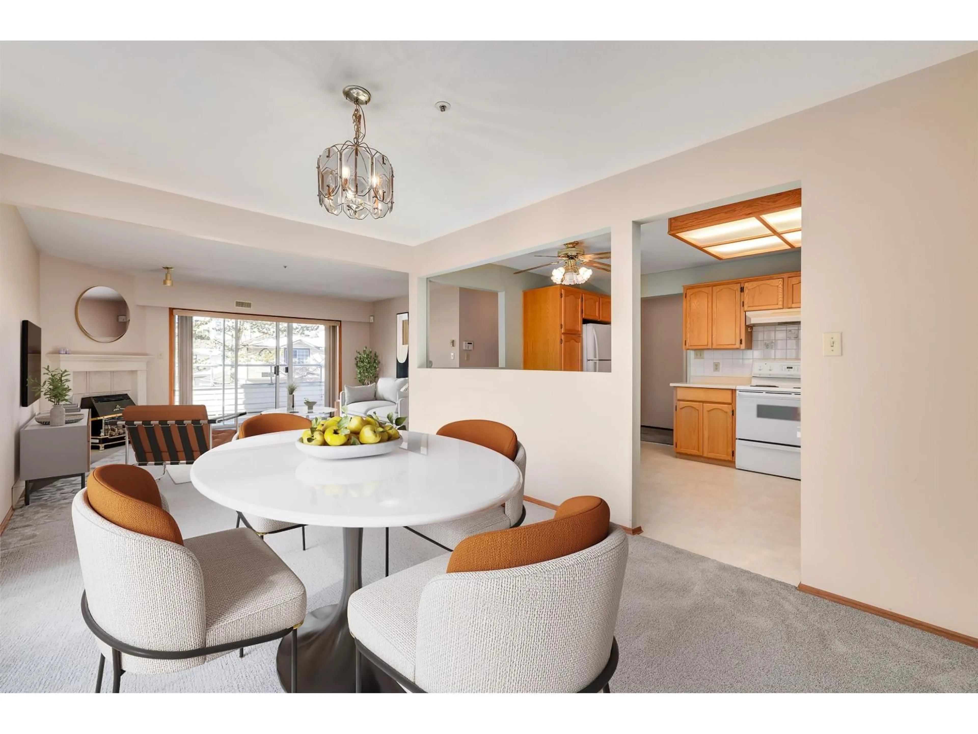 Open concept kitchen, unknown for 101 - 5377 201A, Langley British Columbia V3A1S7