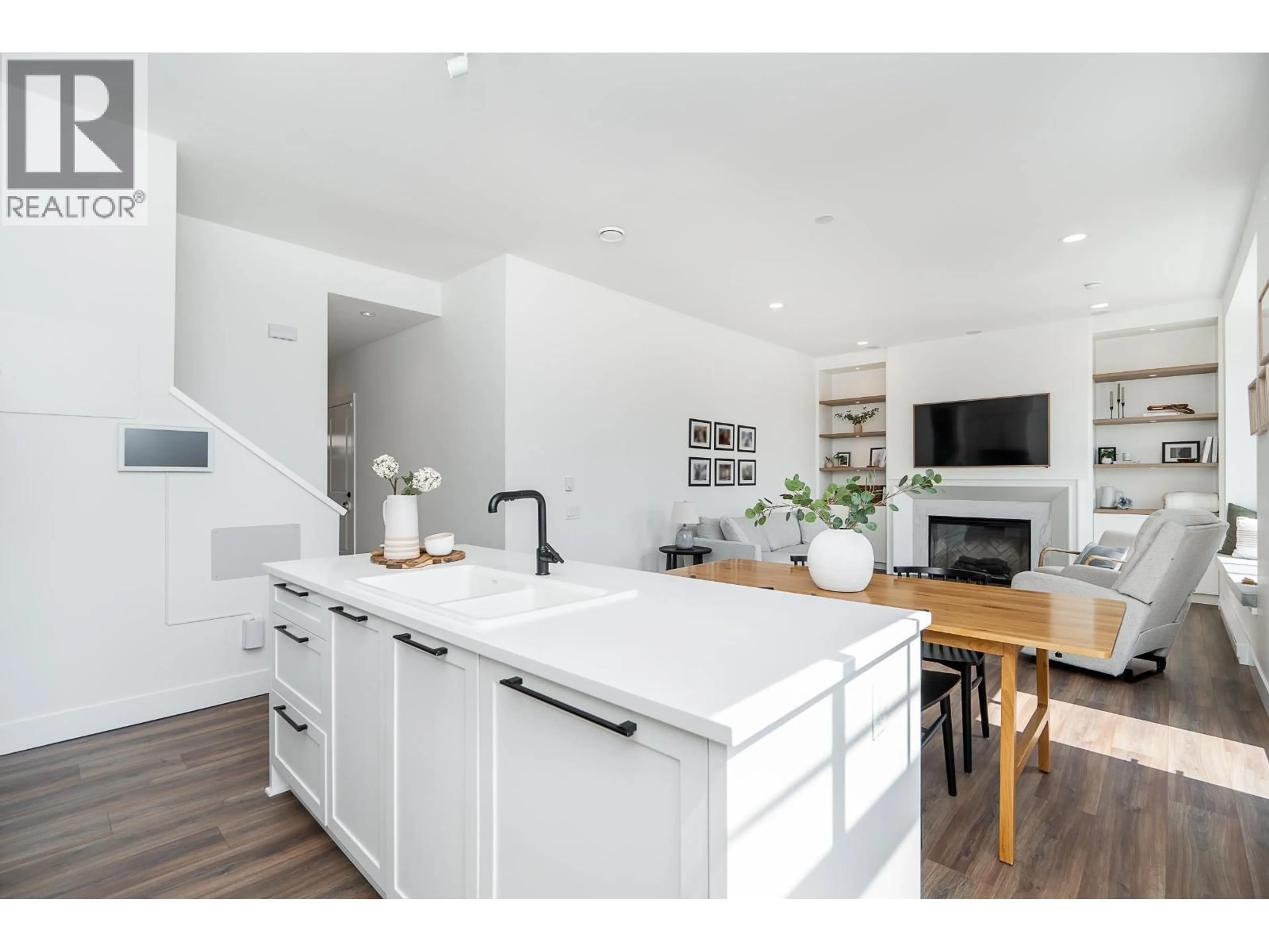 Open concept kitchen, unknown for 85 - 3552 VICTORIA DRIVE, Coquitlam British Columbia V3E0N7