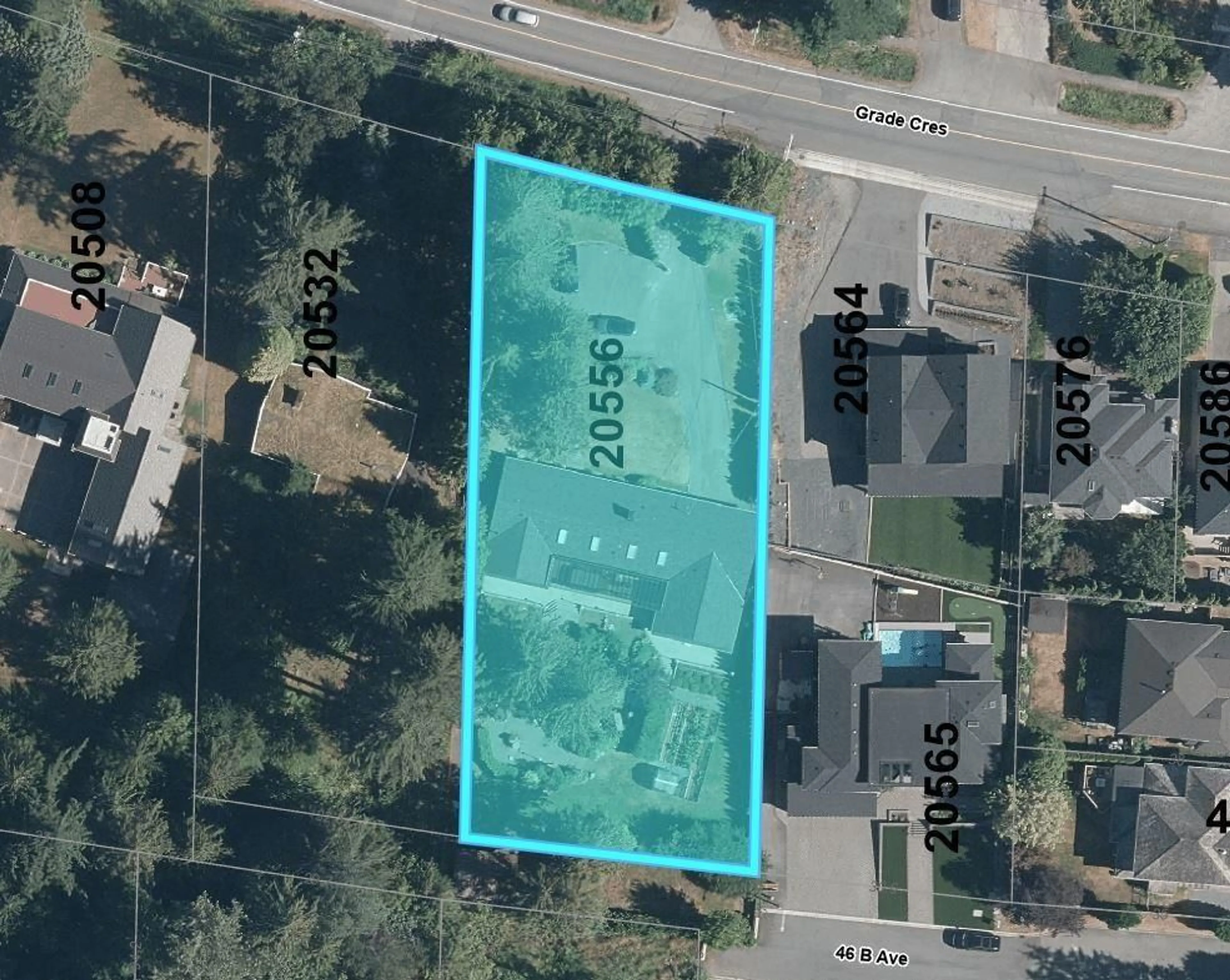 A pic from outside/outdoor area/front of a property/back of a property/a pic from drone, street for 20556 GRADE, Langley British Columbia V3A4J9