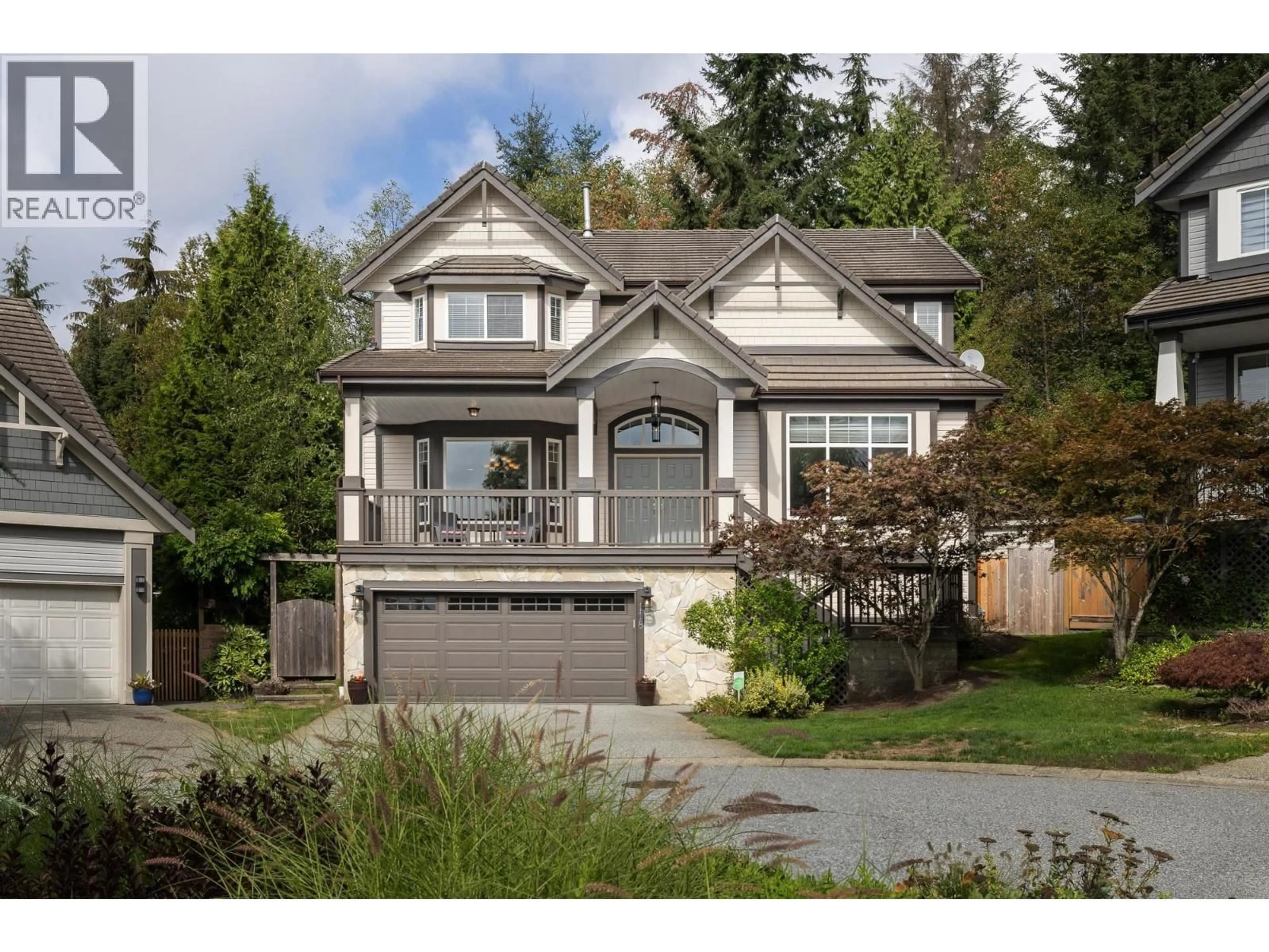 Home with vinyl exterior material, street for 118 CHESTNUT COURT, Port Moody British Columbia V3H5G4