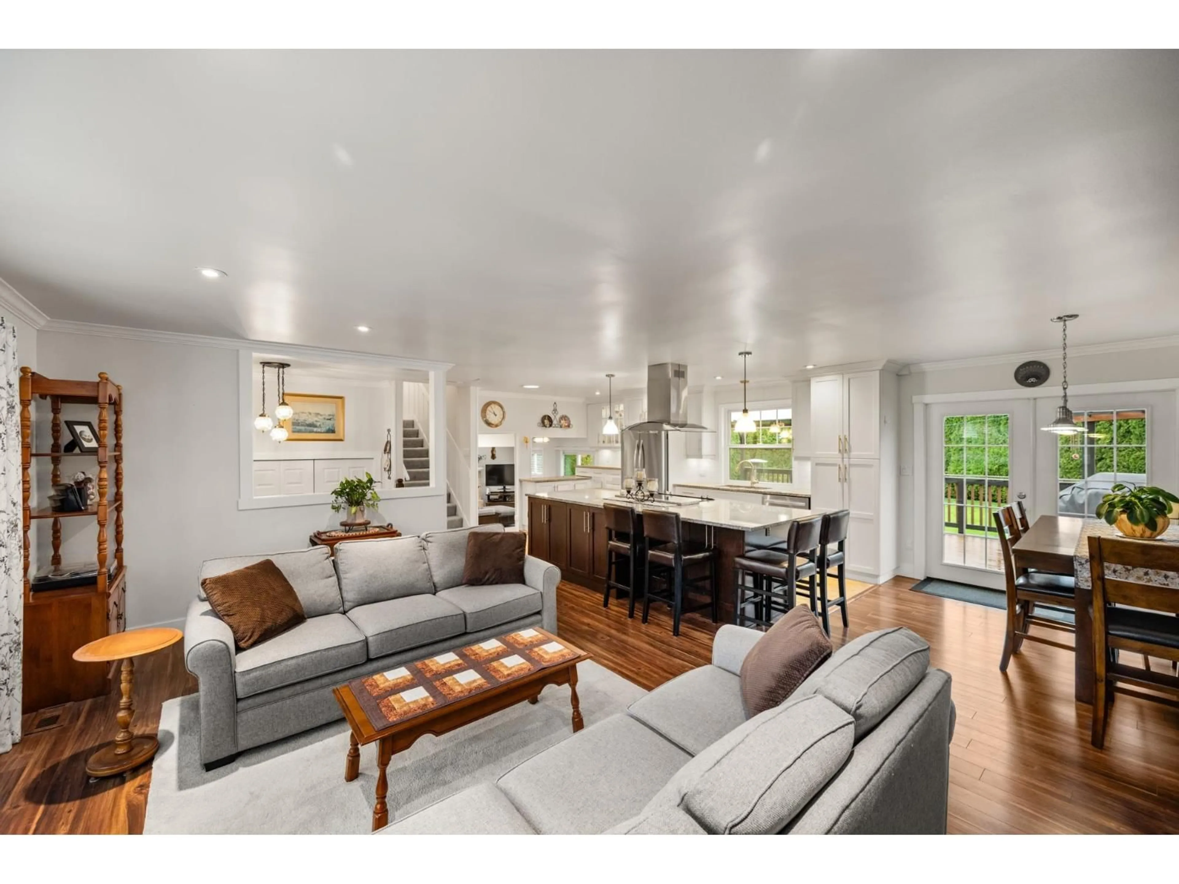 Open concept kitchen, unknown for 23731 OLD YALE, Langley British Columbia V2Z2K4