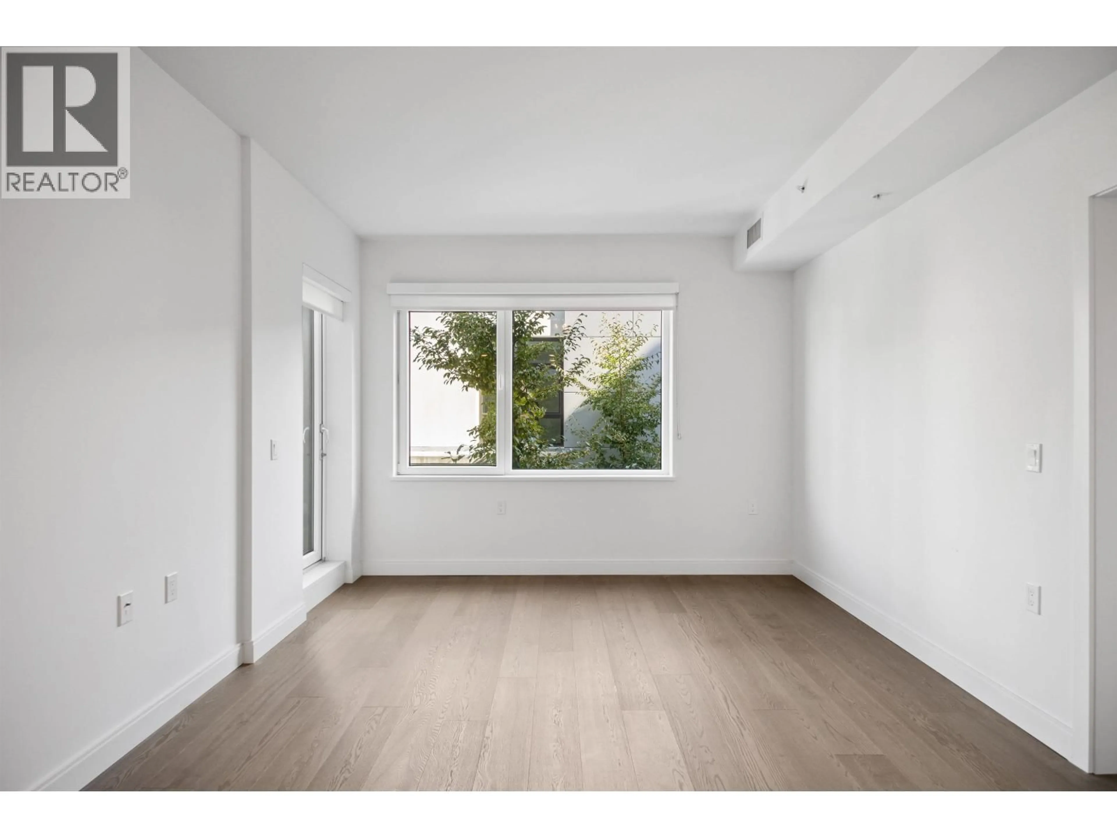 Unknown for 203 - 4932 CAMBIE STREET, Vancouver British Columbia V5Z0K1