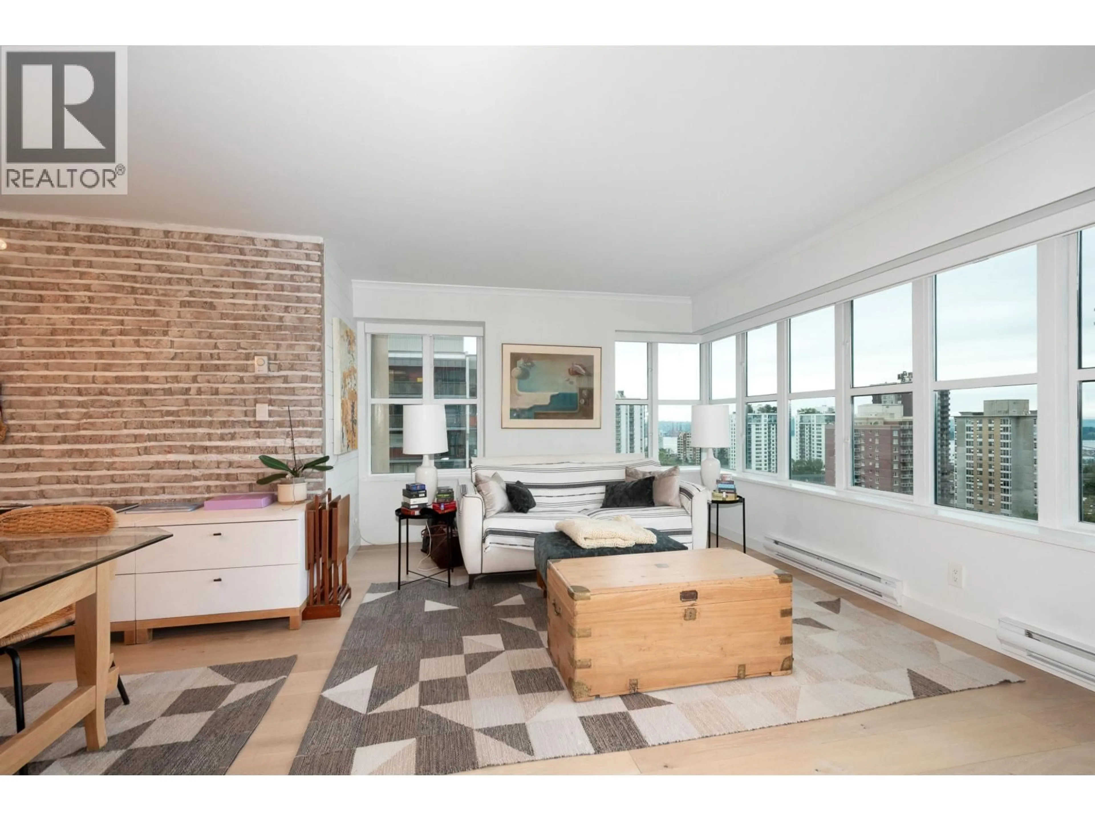 Living room with furniture, unknown for 1504 - 1555 EASTERN AVENUE, North Vancouver British Columbia V7L3G2