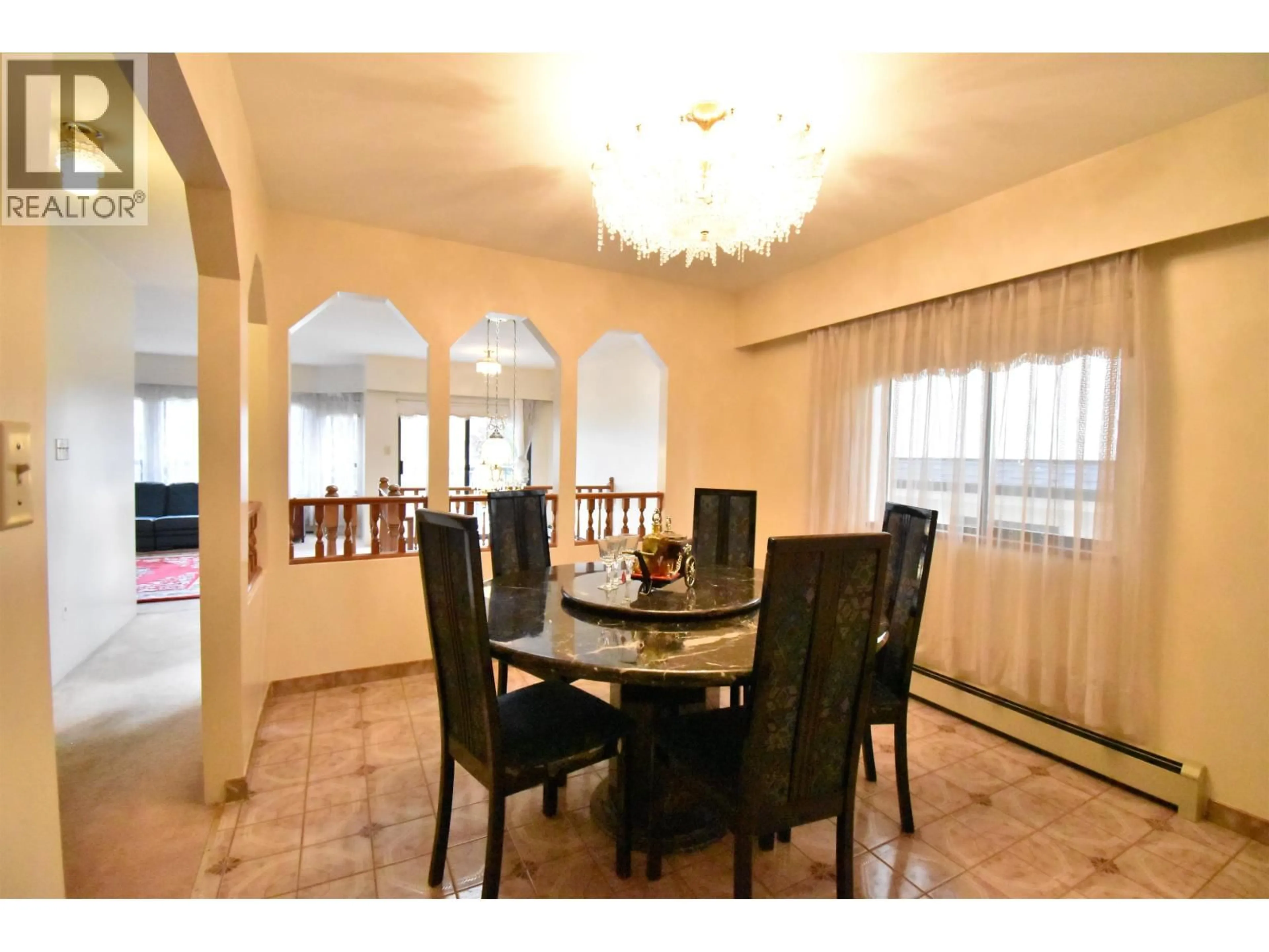 Dining room, ceramic/tile floor for 5541 BRUCE STREET, Vancouver British Columbia V5P3M5