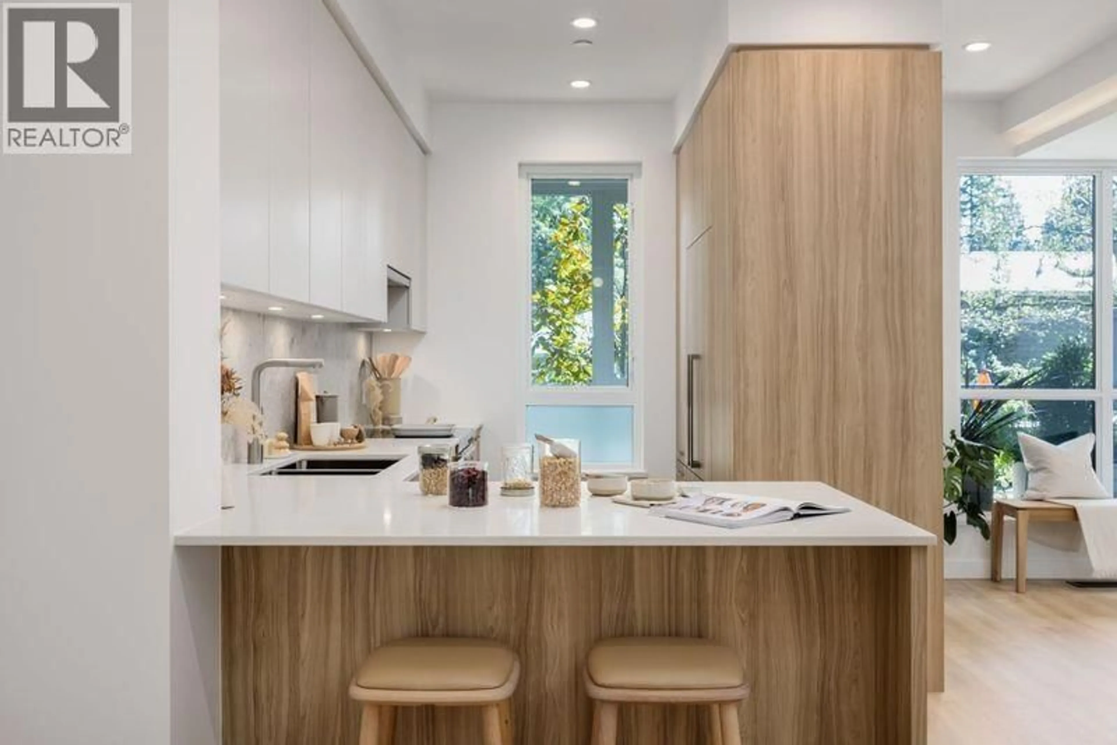 Contemporary kitchen, unknown for 106 - 2320 EMERY COURT, North Vancouver British Columbia V0V0V0