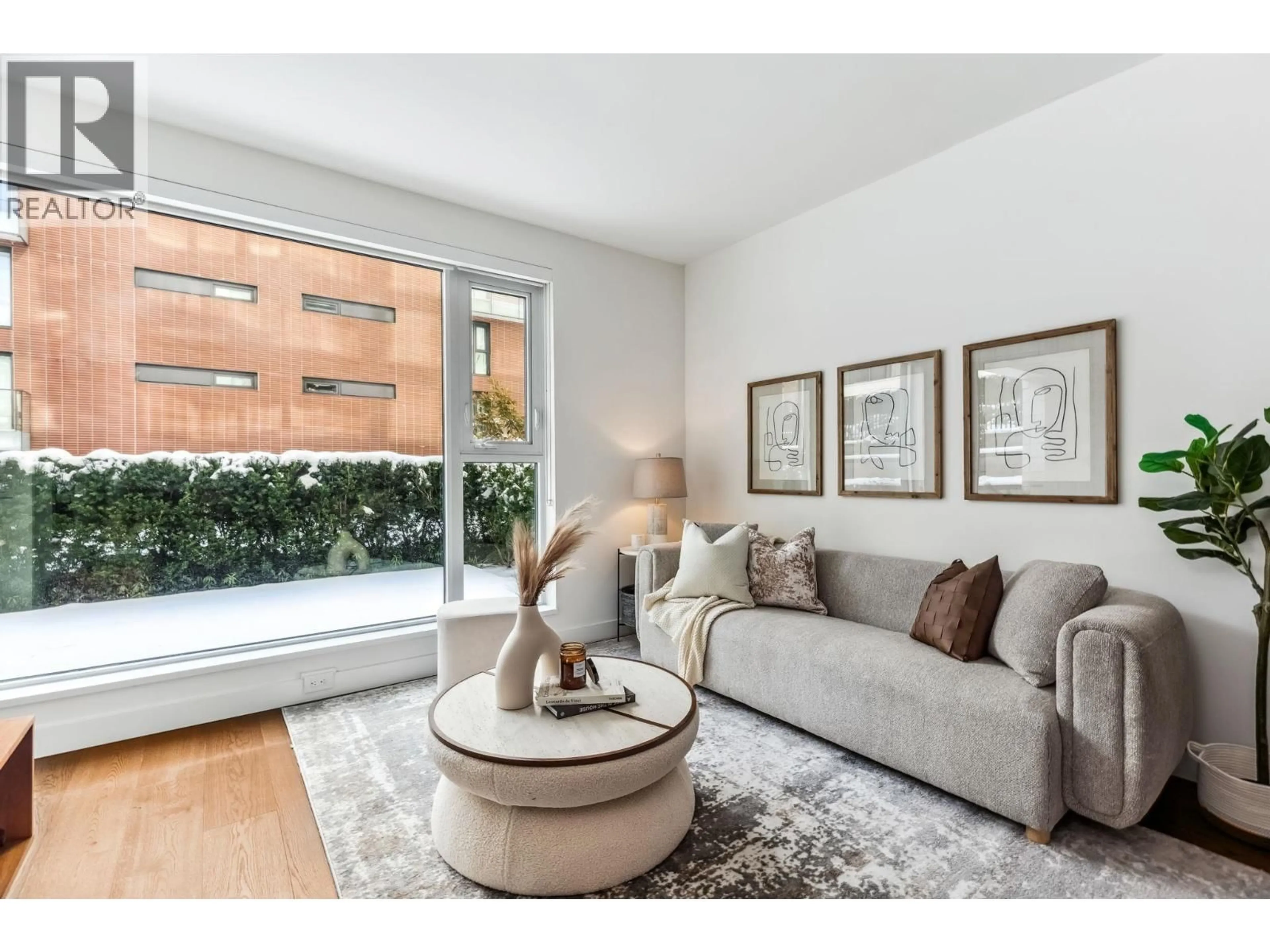 Living room with furniture, unknown for 208 - 7228 ADERA STREET, Vancouver British Columbia V6P0H8