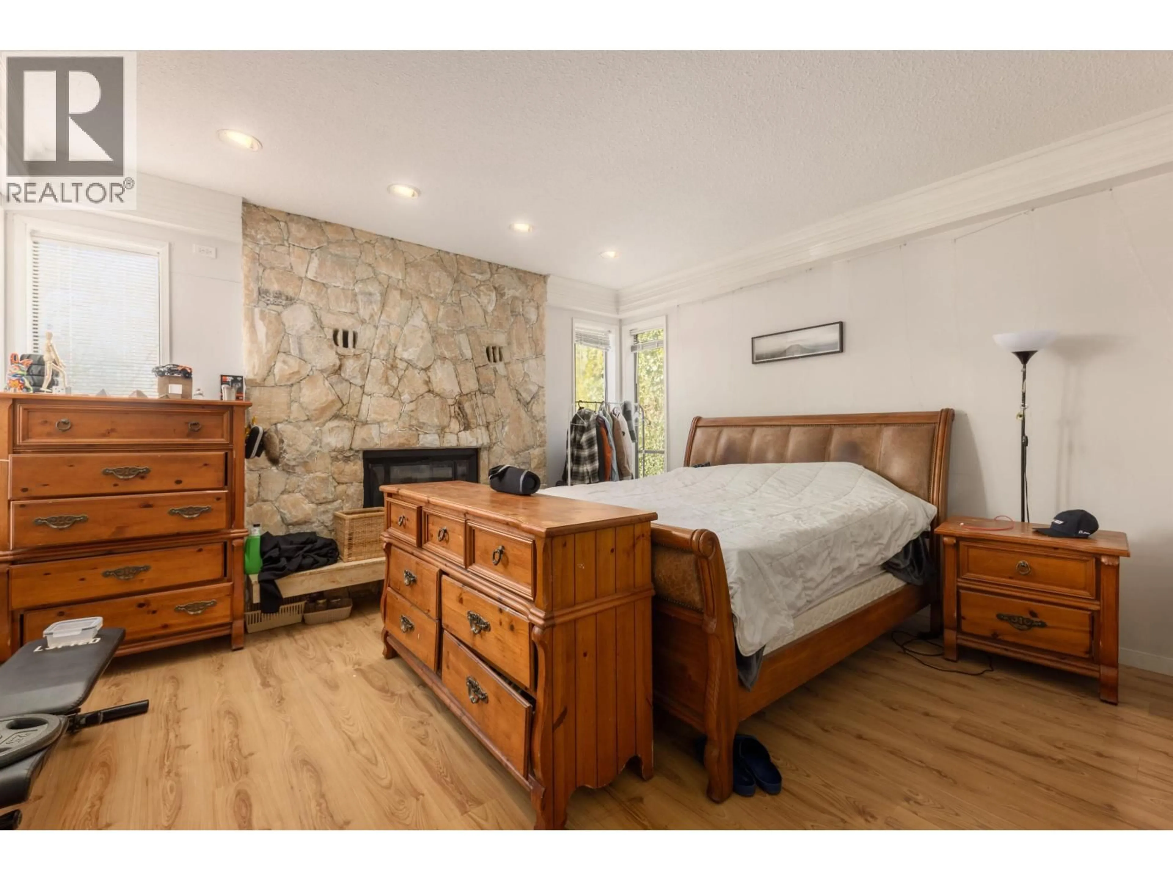 Bedroom with bed, wood/laminate floor for 5280 SPERLING AVENUE, Burnaby British Columbia V5E2T5