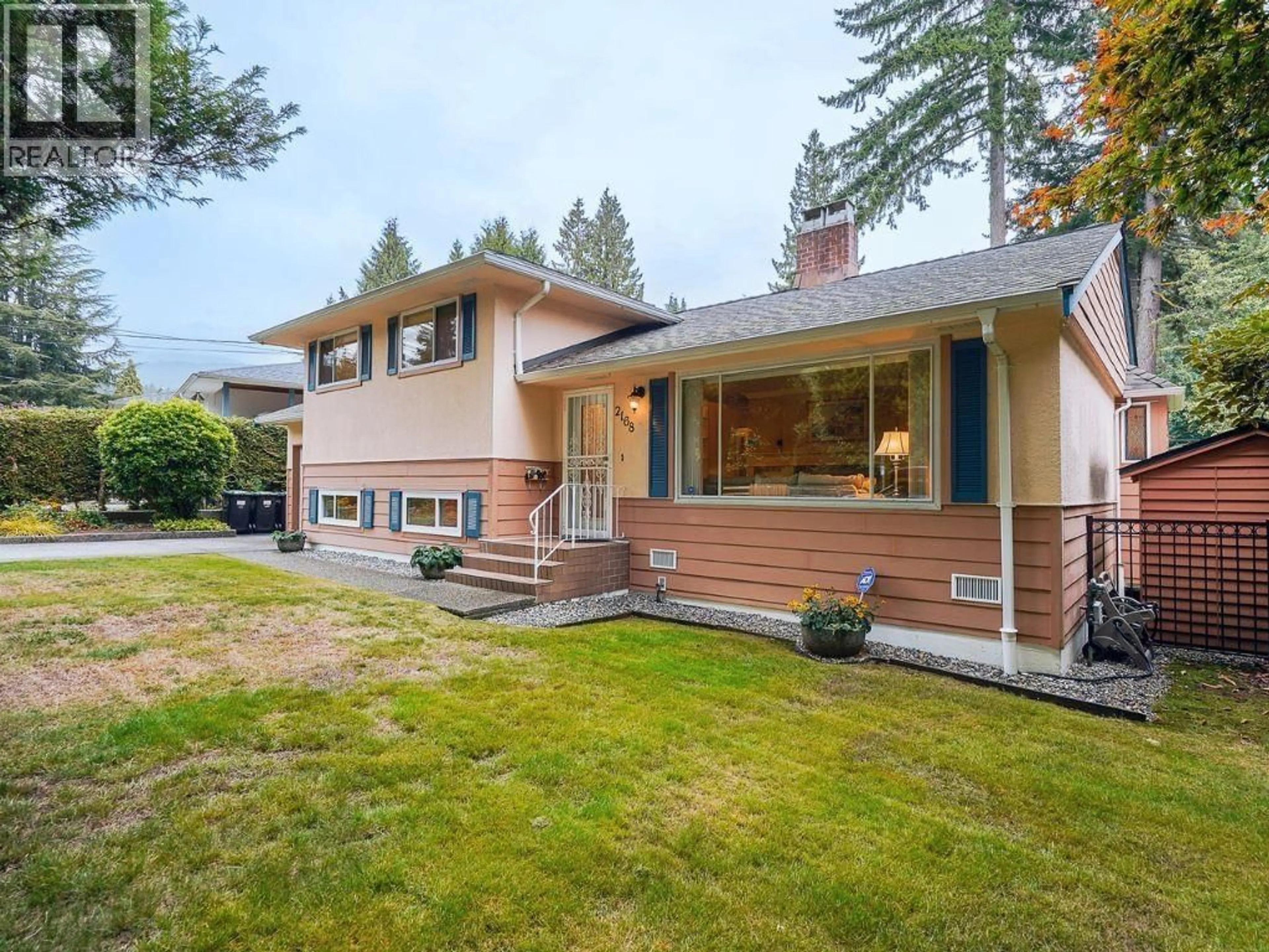 Home with vinyl exterior material, street for 2168 BERKLEY AVENUE, North Vancouver British Columbia V7H1Z7