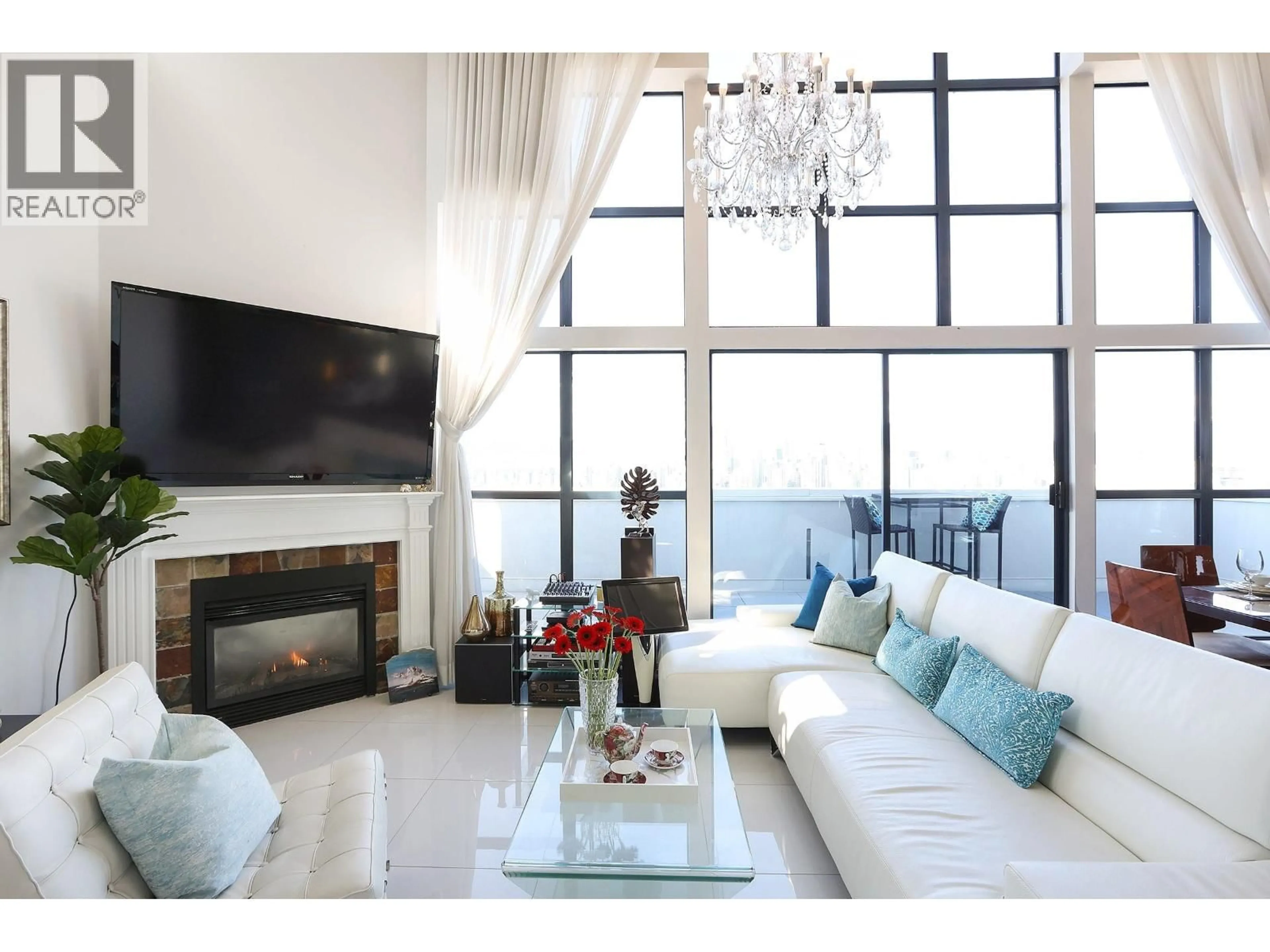 Living room with furniture, unknown for PH - 1268 BROADWAY, Vancouver British Columbia V6H1G6