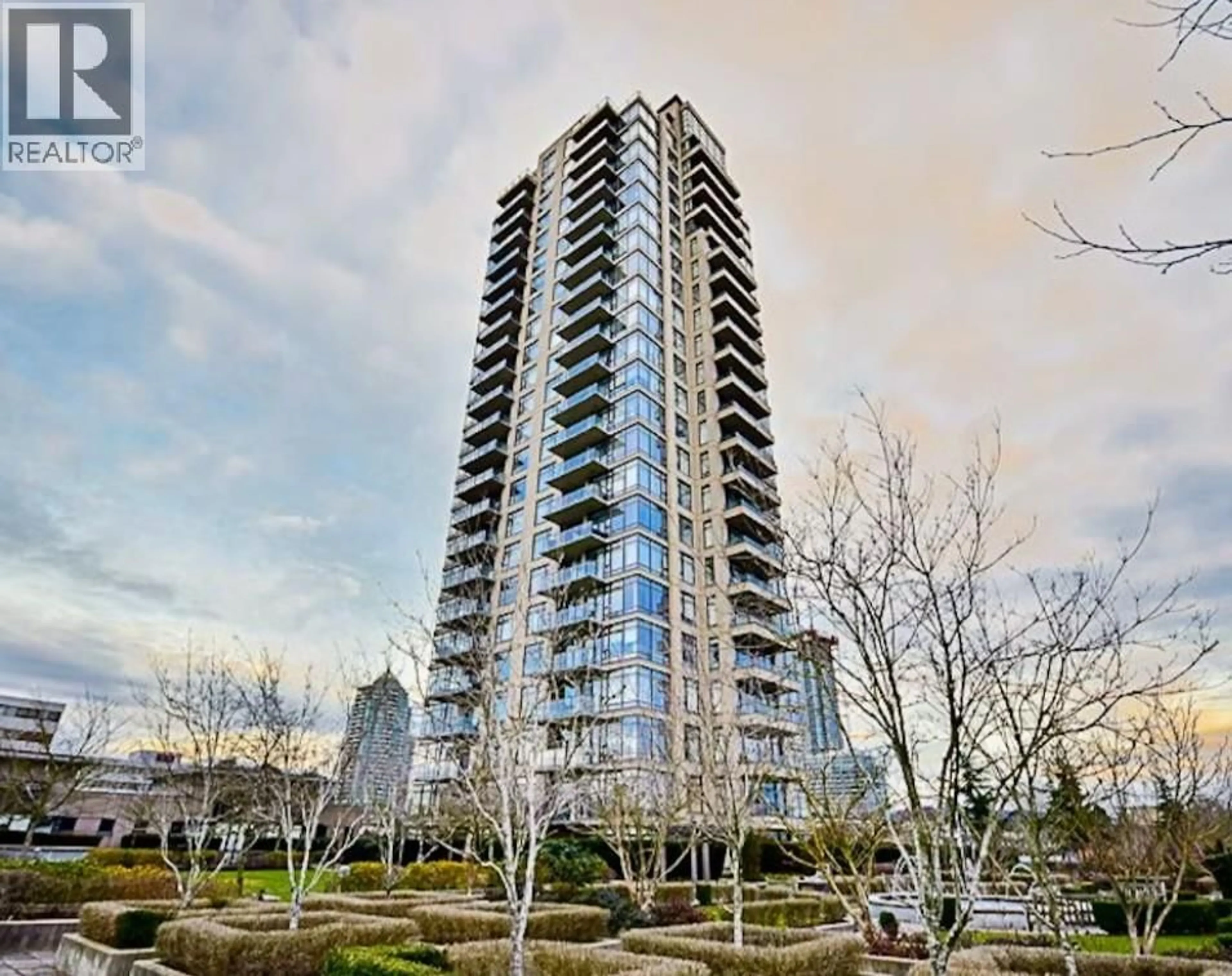 A pic from outside/outdoor area/front of a property/back of a property/a pic from drone, building for 1703 - 4250 DAWSON STREET, Burnaby British Columbia V5C4B1