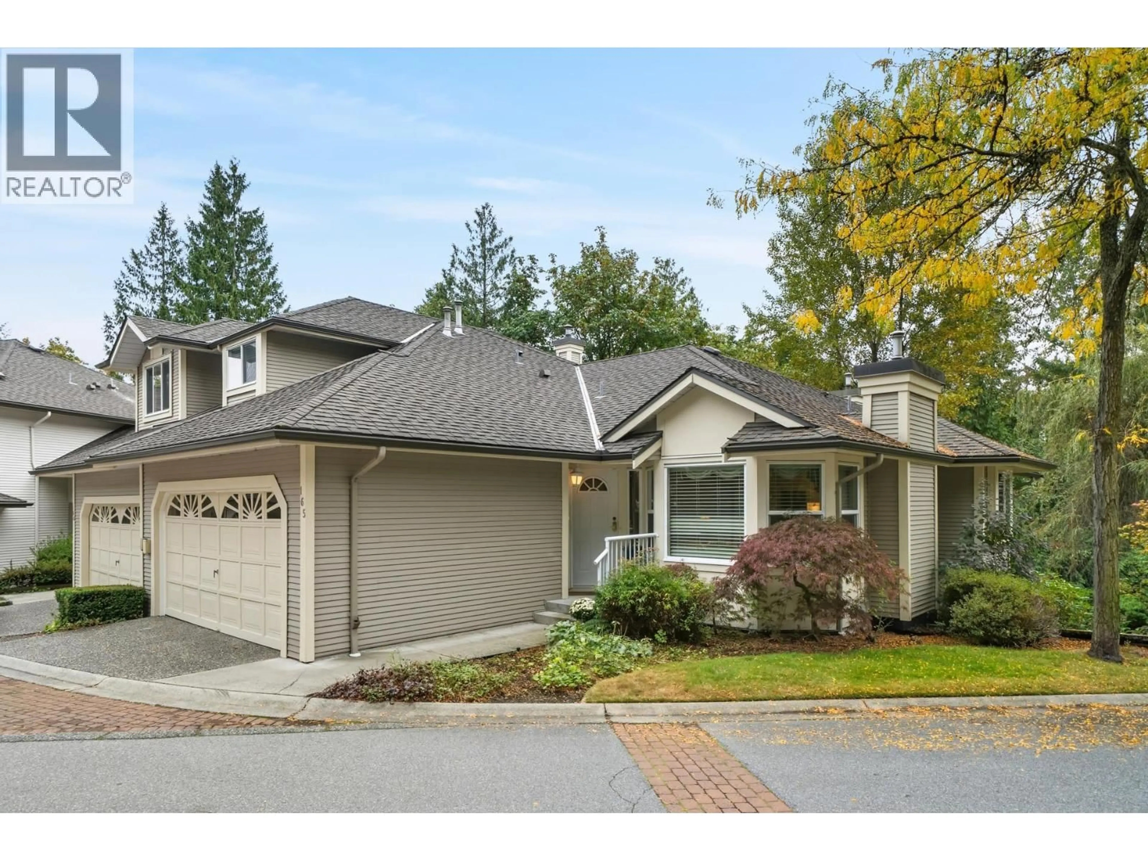 Home with vinyl exterior material, street for 165 - 101 PARKSIDE DRIVE, Port Moody British Columbia V3H4W6