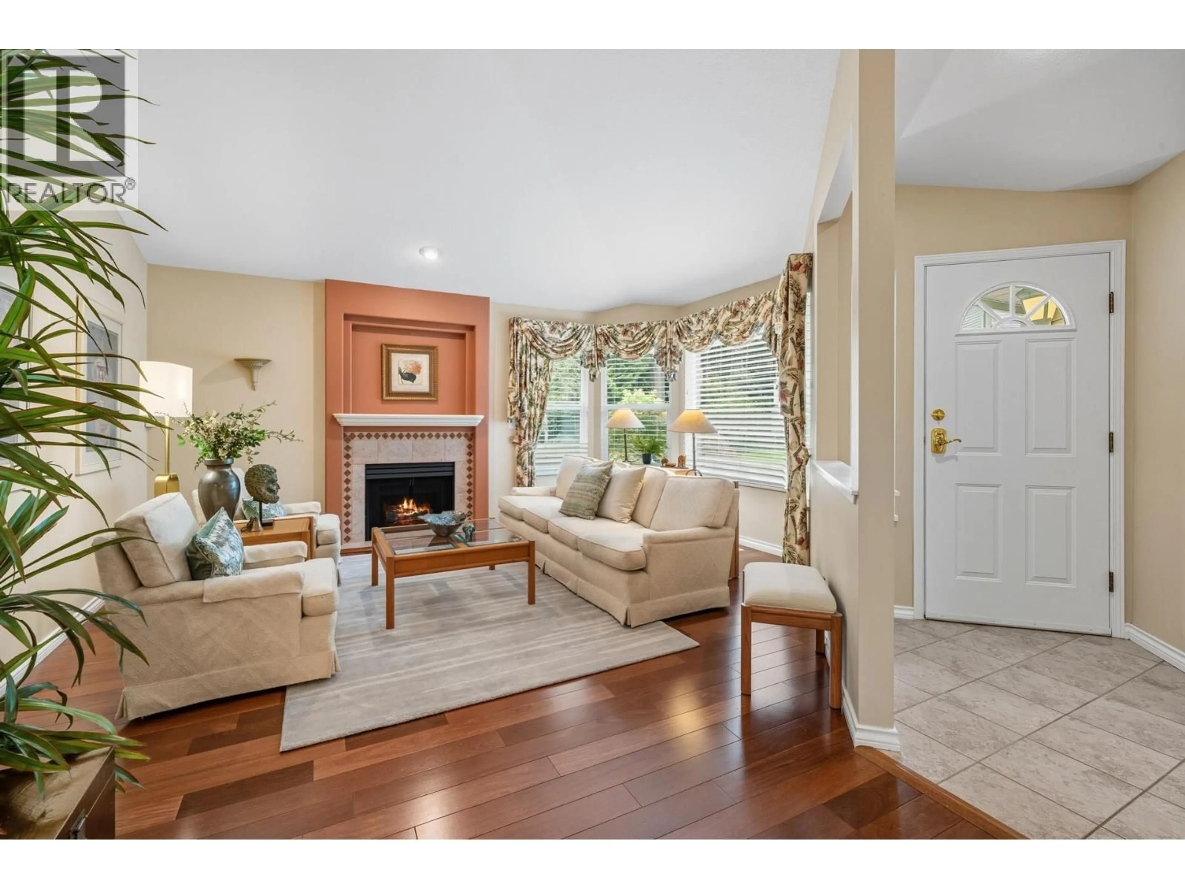 Living room with furniture, unknown for 165 - 101 PARKSIDE DRIVE, Port Moody British Columbia V3H4W6