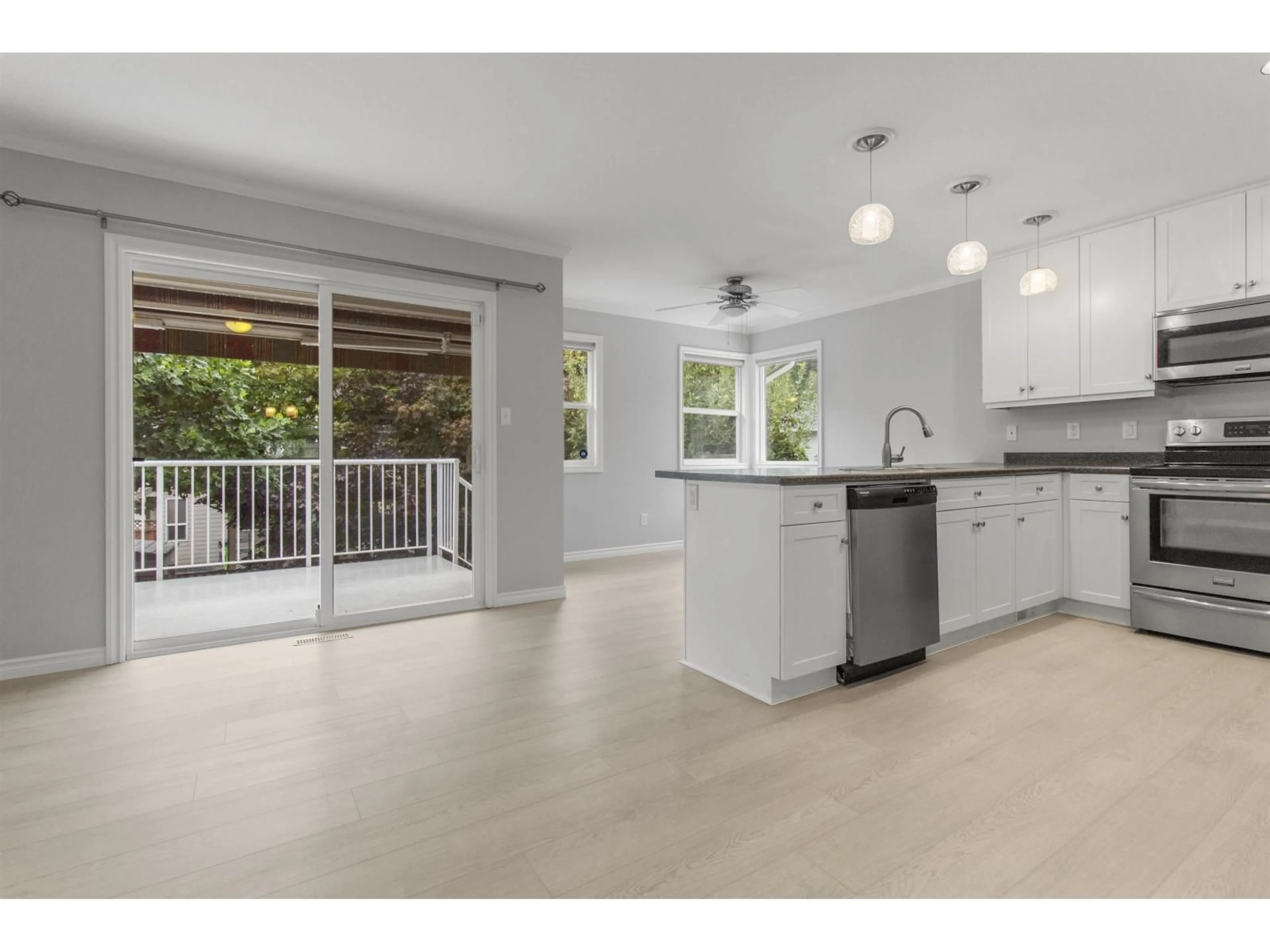Open concept kitchen, unknown for 5409 WESTWOOD DRIVE, Chilliwack British Columbia V2R5R5