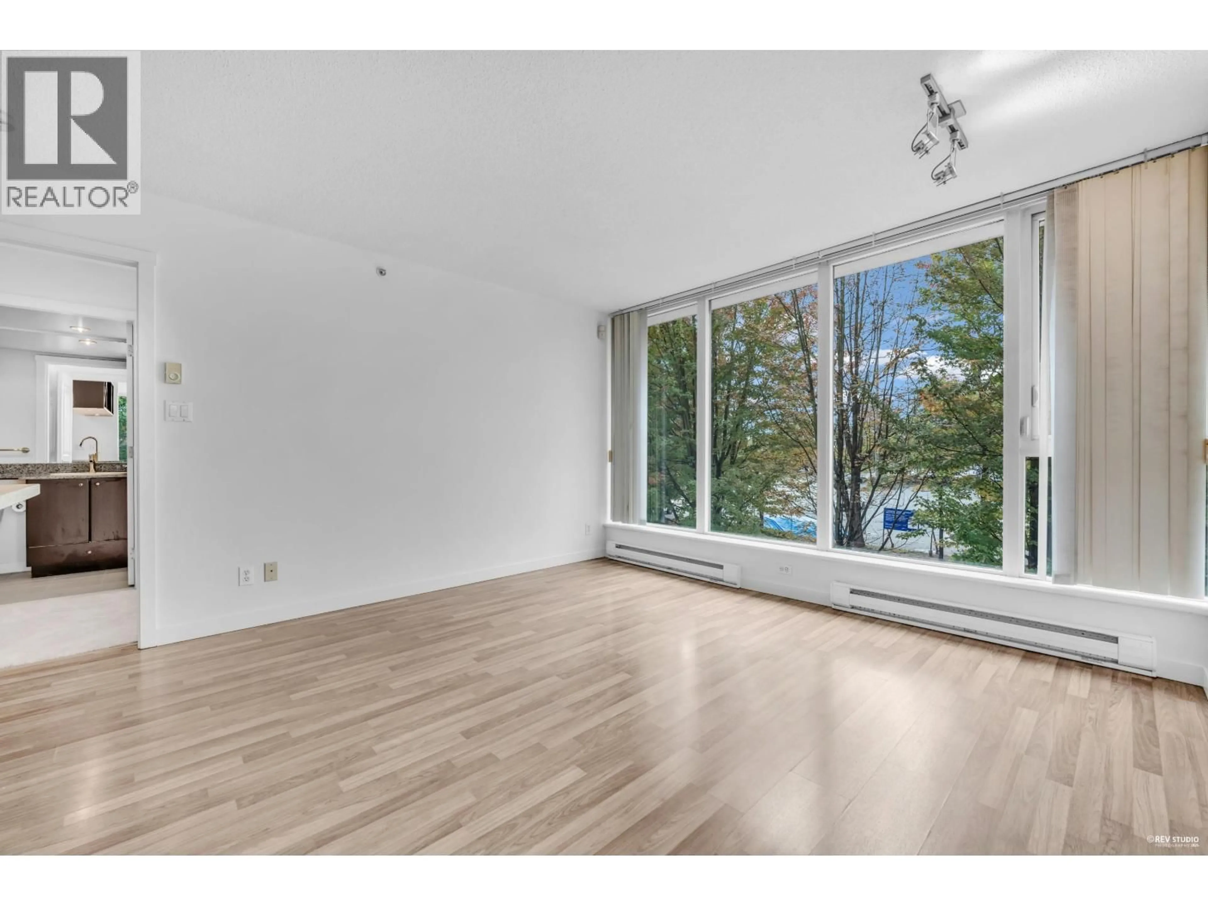 A pic of a room for 301 - 5028 KWANTLEN STREET, Richmond British Columbia V6X4K2