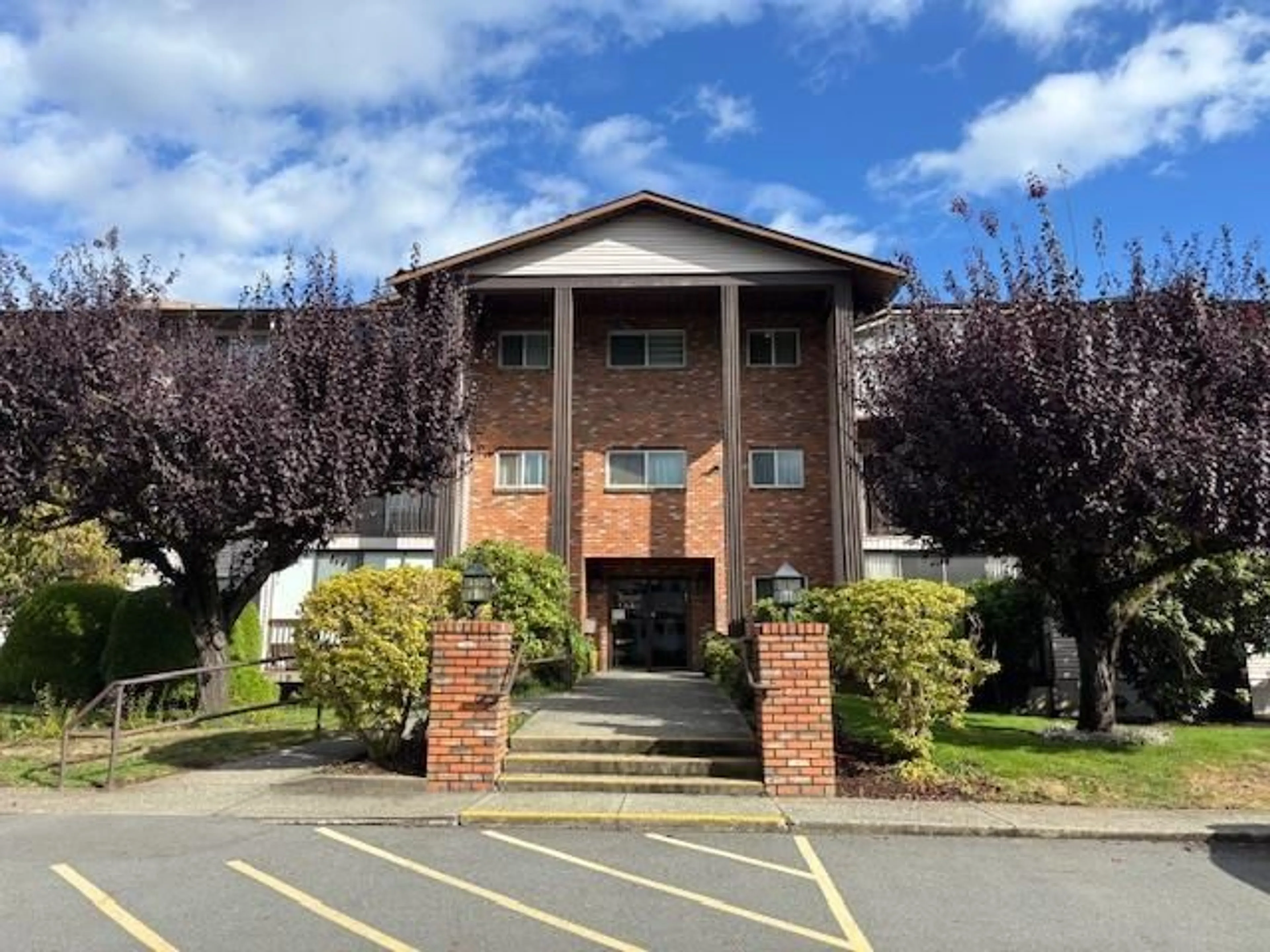 Unknown for 205 - 32910 AMICUS, Abbotsford British Columbia V2S6G9
