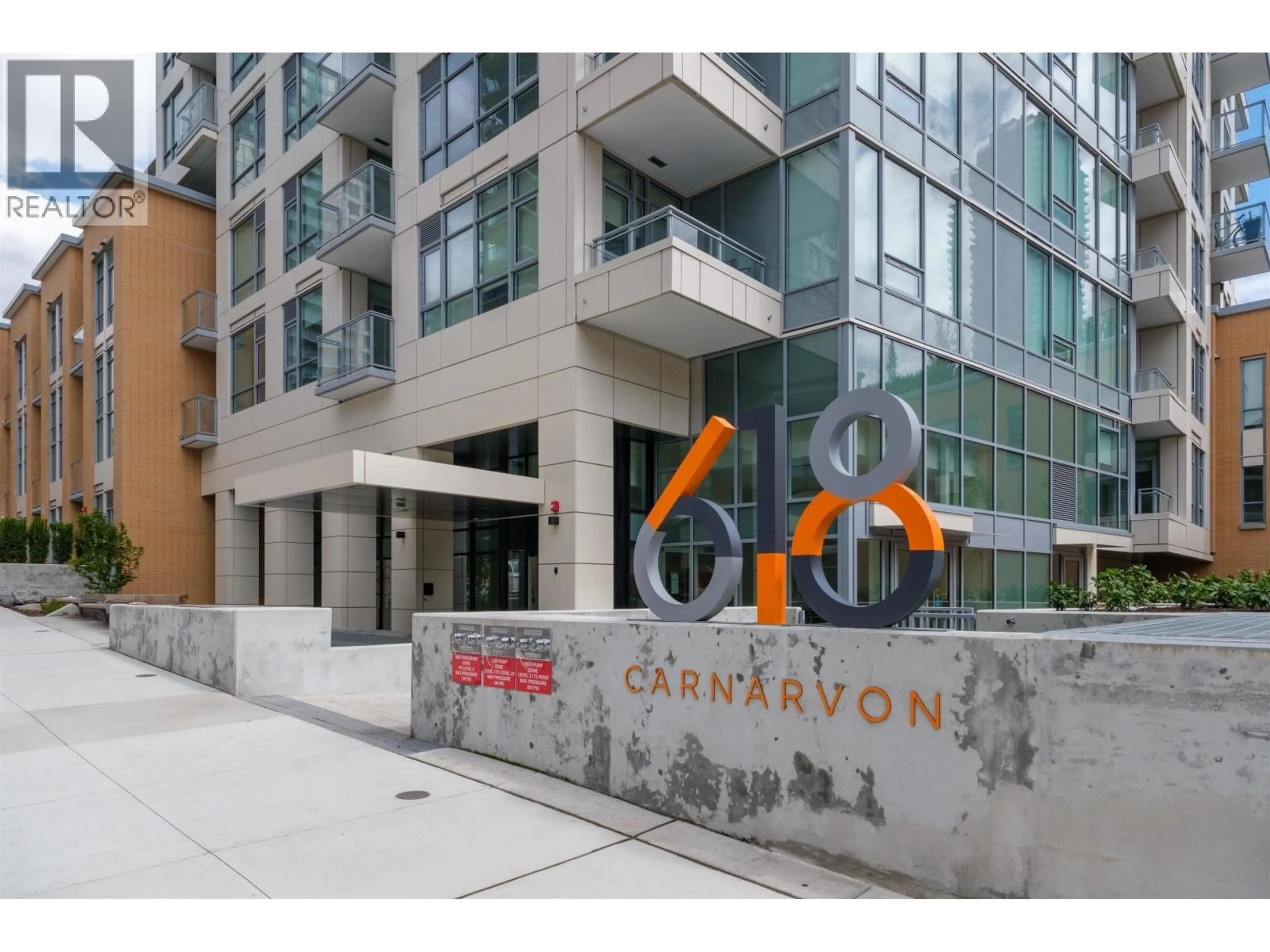 Indoor foyer for 420 - 618 CARNARVON STREET, New Westminster British Columbia V3M0N9