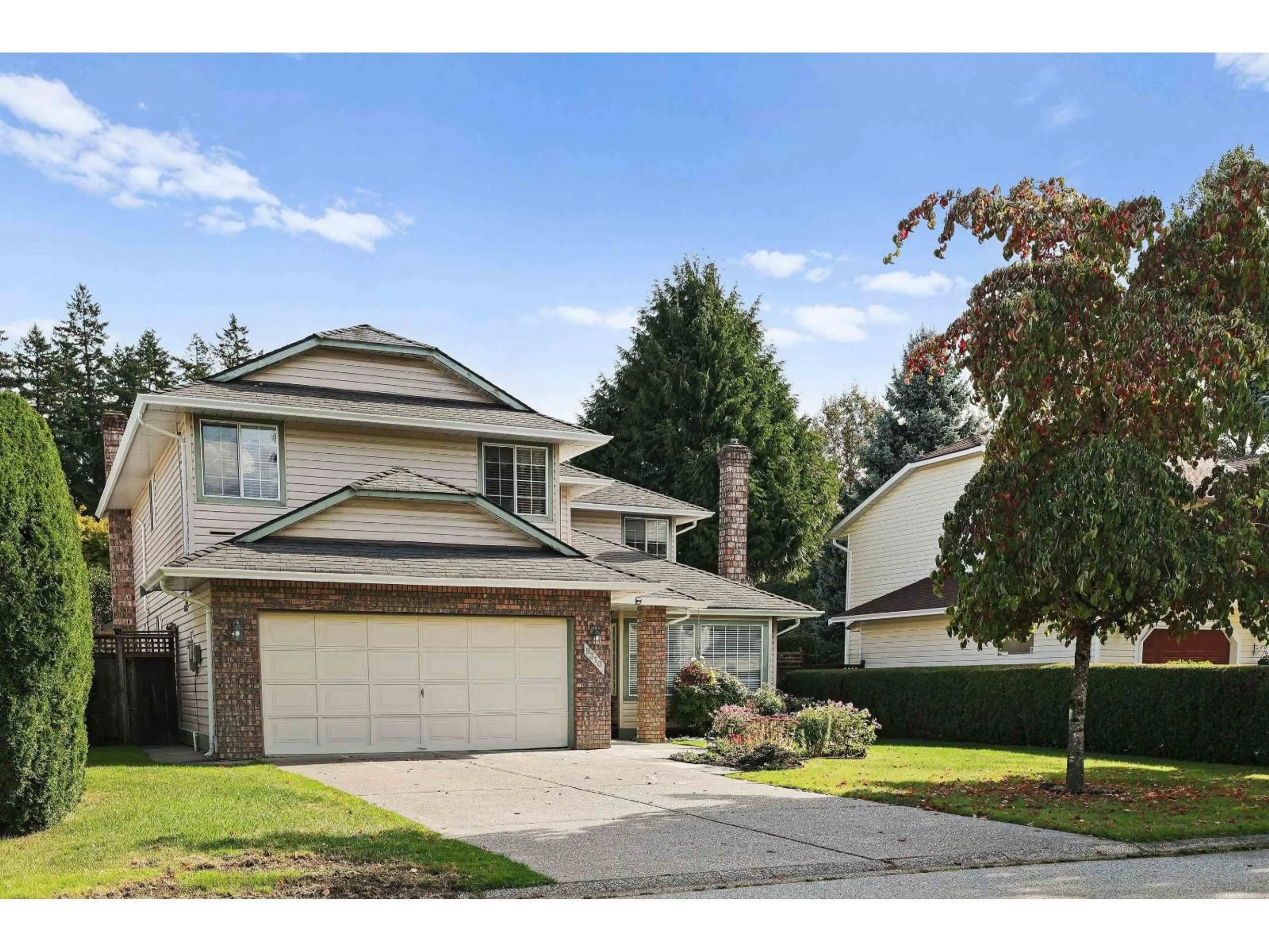 Home with vinyl exterior material, street for 9310 153, Surrey British Columbia V3R0E6