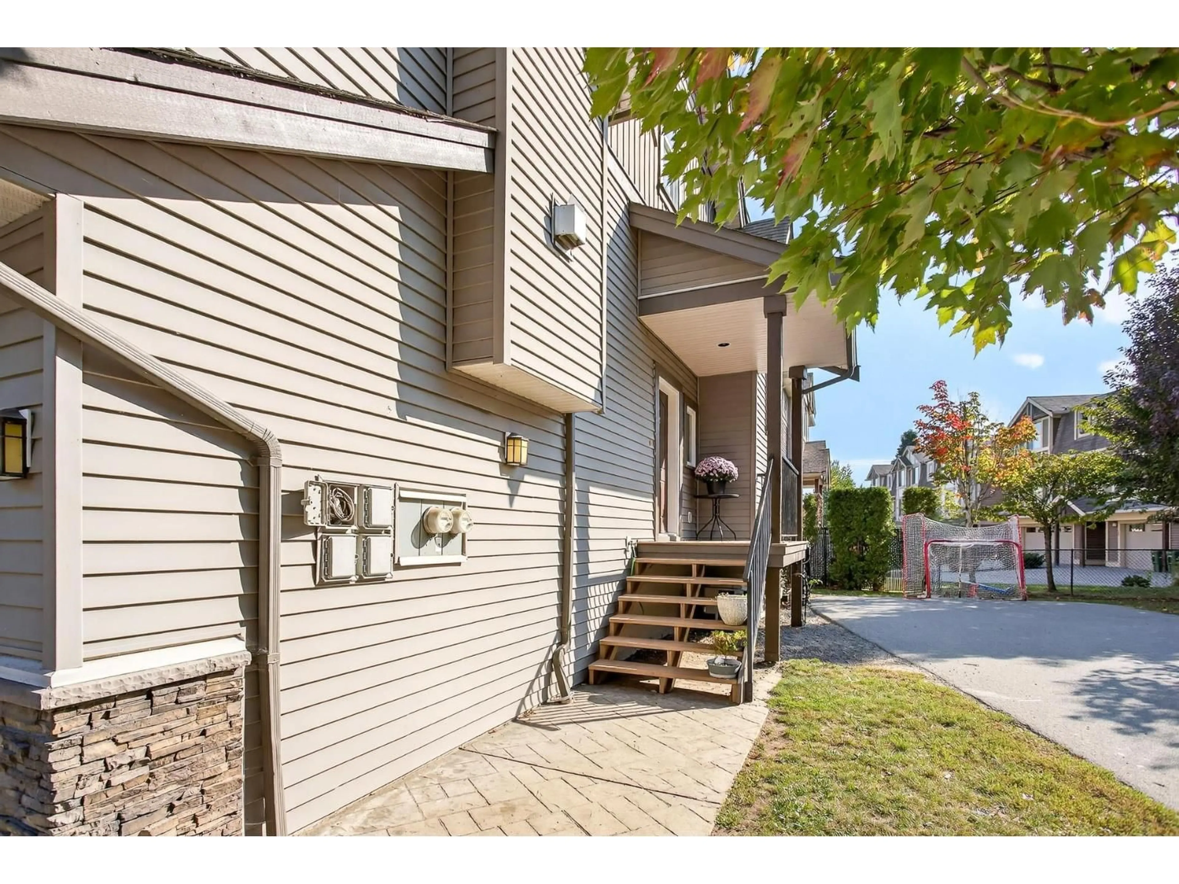 Unknown for 12 - 45085 WOLFE ROAD, Chilliwack British Columbia V2P0C5