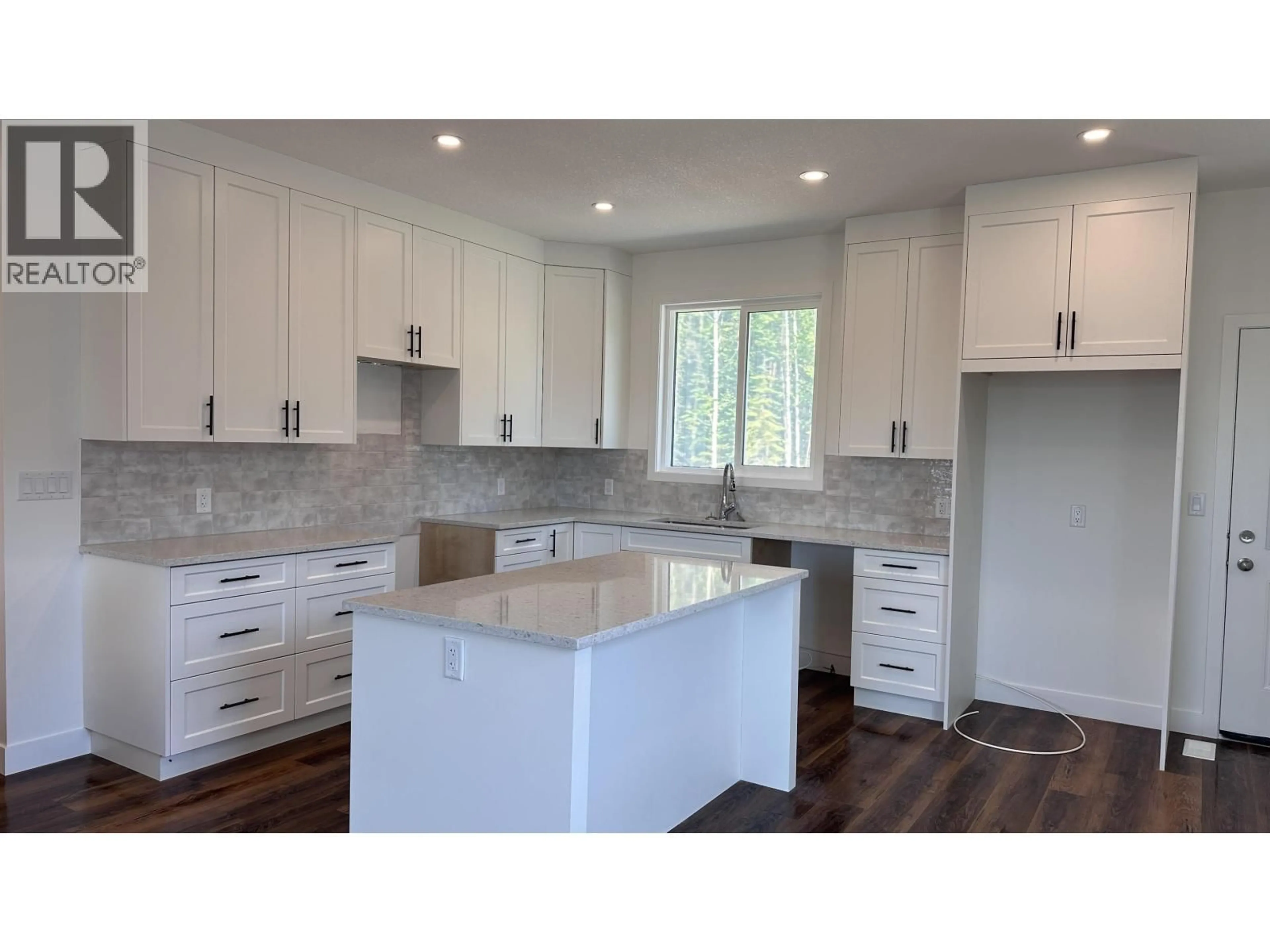 Open concept kitchen, unknown for 7136 HILLU ROAD, Prince George British Columbia V2K0B4