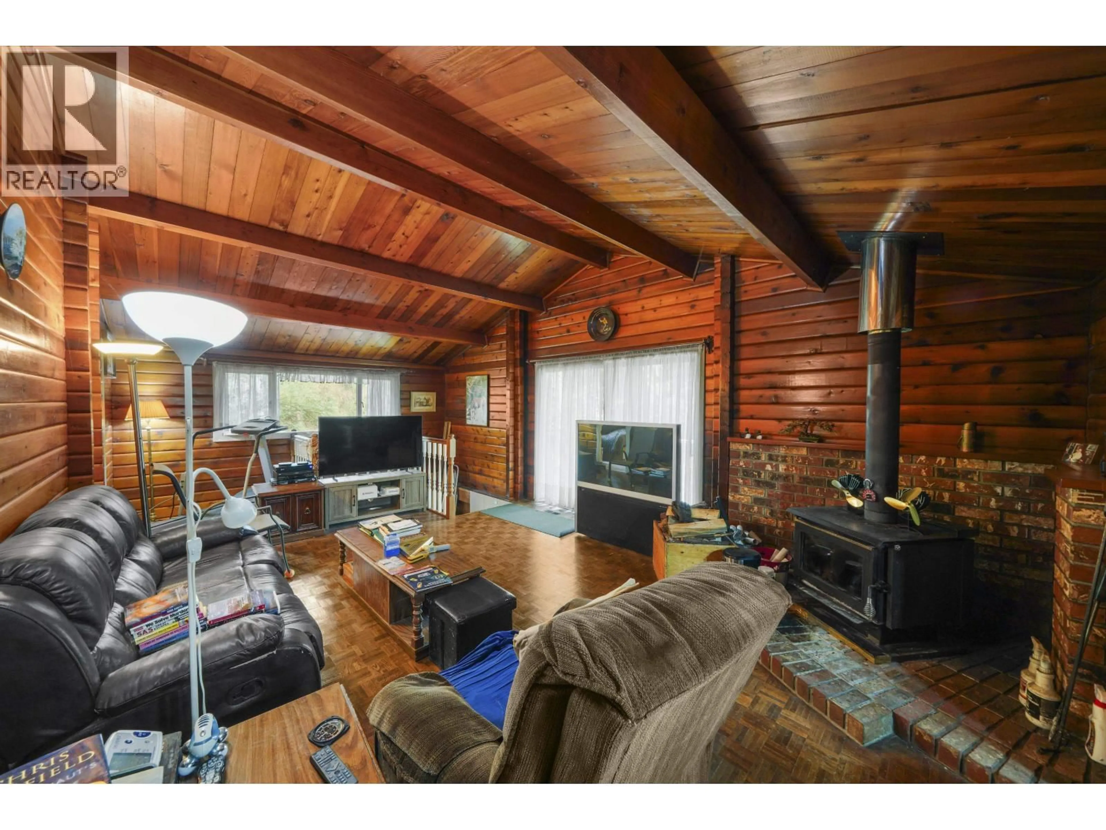 Living room with furniture, wood/laminate floor for 10941 249 STREET, Maple Ridge British Columbia V2W1Z7