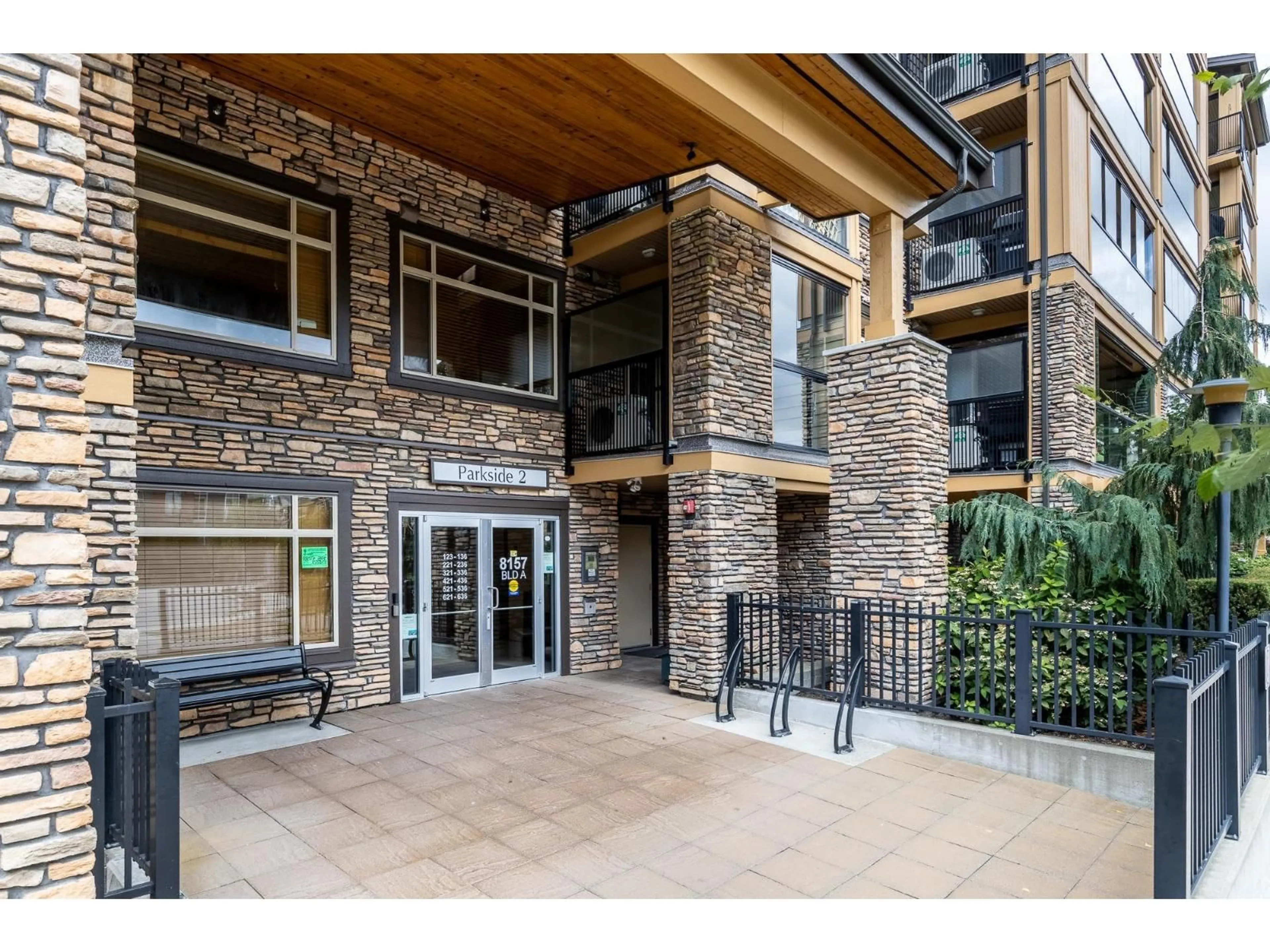 Indoor foyer for 224 - 8157 207, Langley British Columbia V2Y0V3