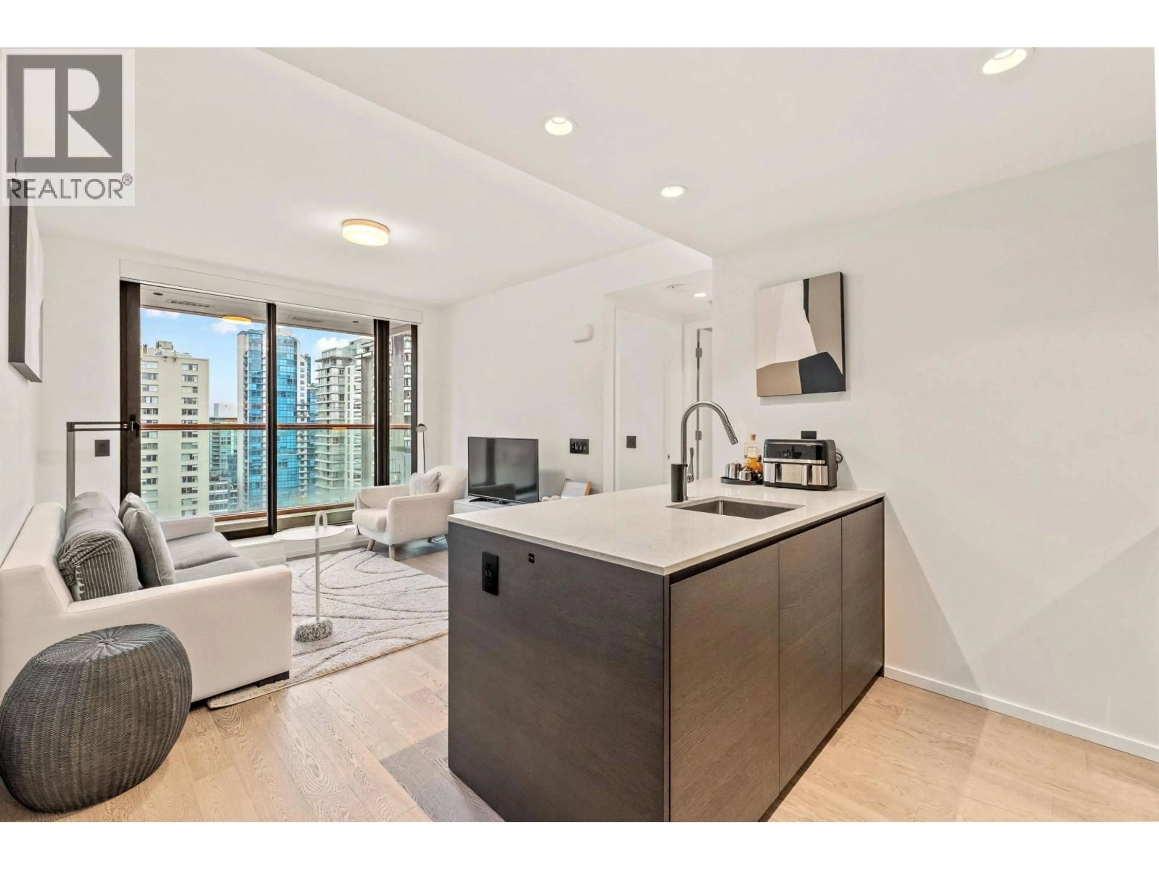 Unknown for 1304 - 1482 ROBSON STREET, Vancouver British Columbia V6G1B9