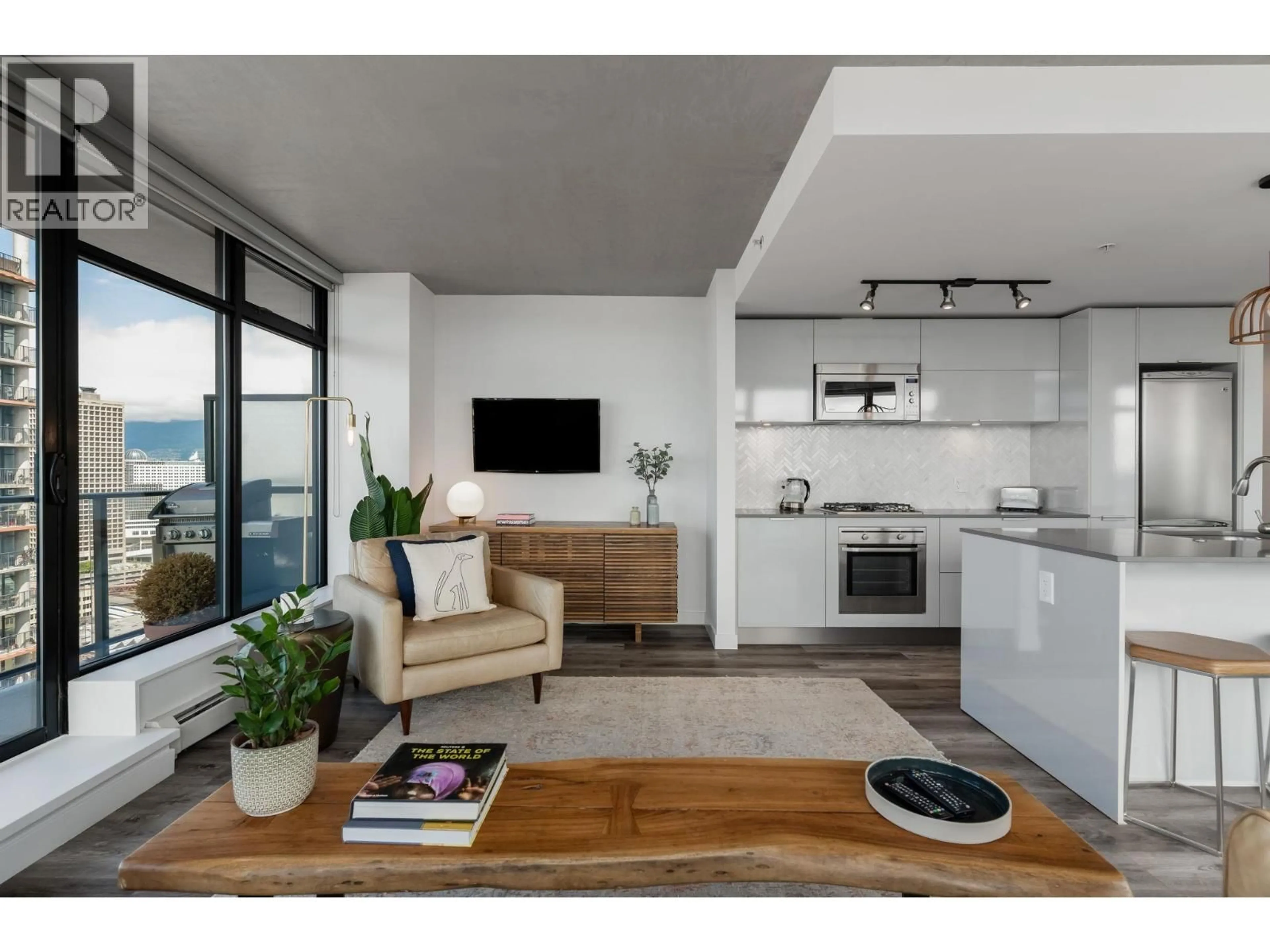 Living room with furniture, unknown for 2705 - 108 CORDOVA STREET, Vancouver British Columbia V6B0G5