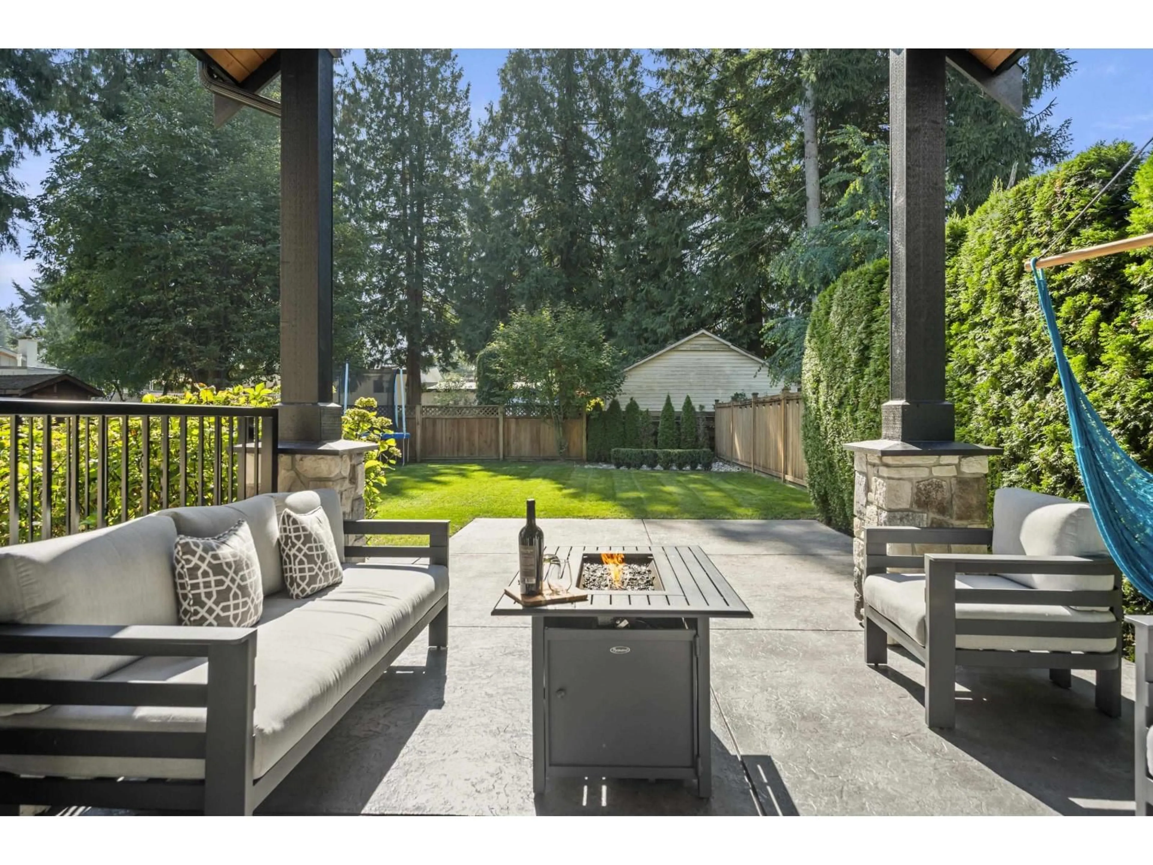 Patio, street for 20710 46A, Langley British Columbia V3A3J9