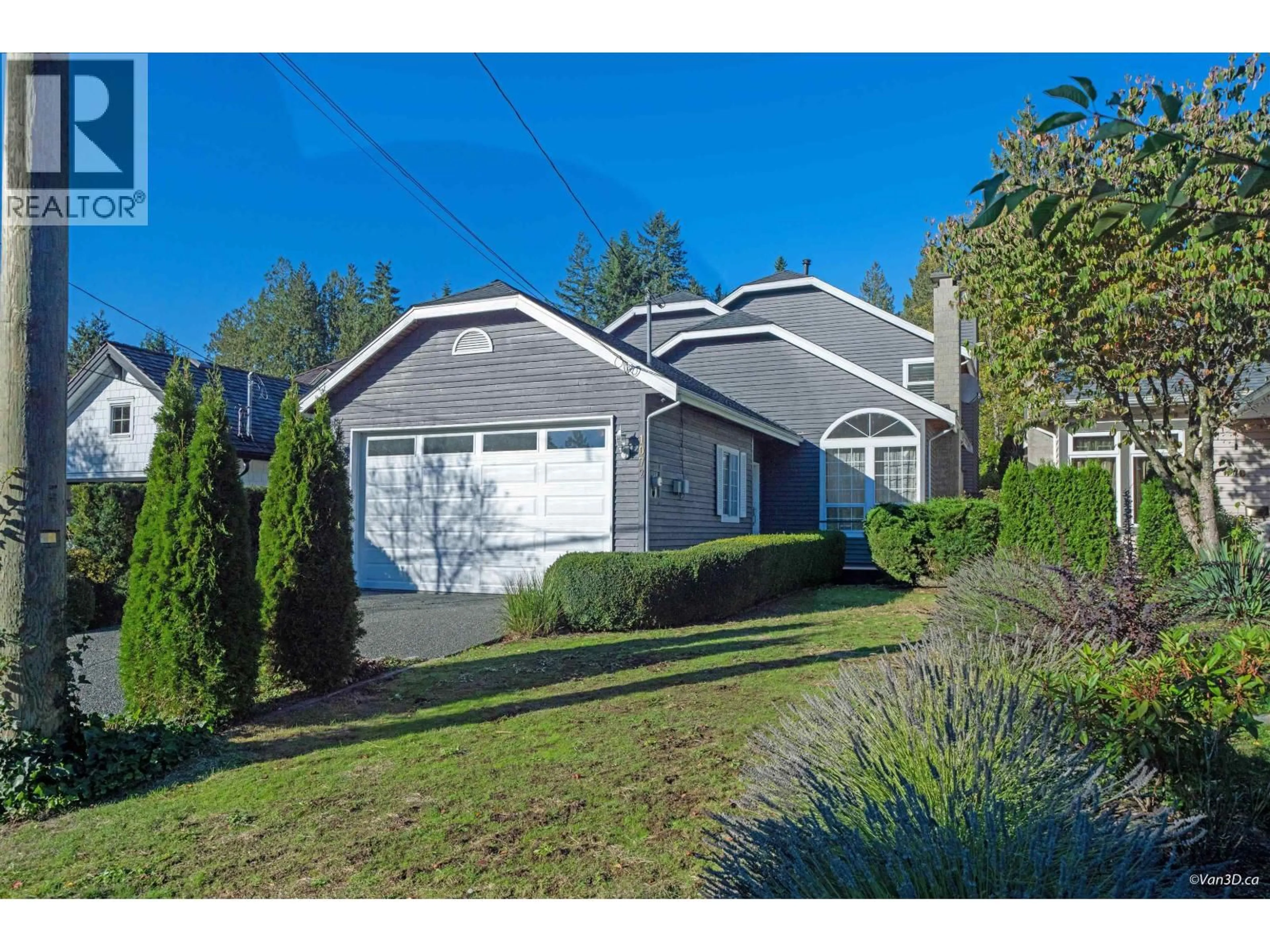 A pic from outside/outdoor area/front of a property/back of a property/a pic from drone, street for 1072 CLEMENTS AVENUE, North Vancouver British Columbia V7R2L4