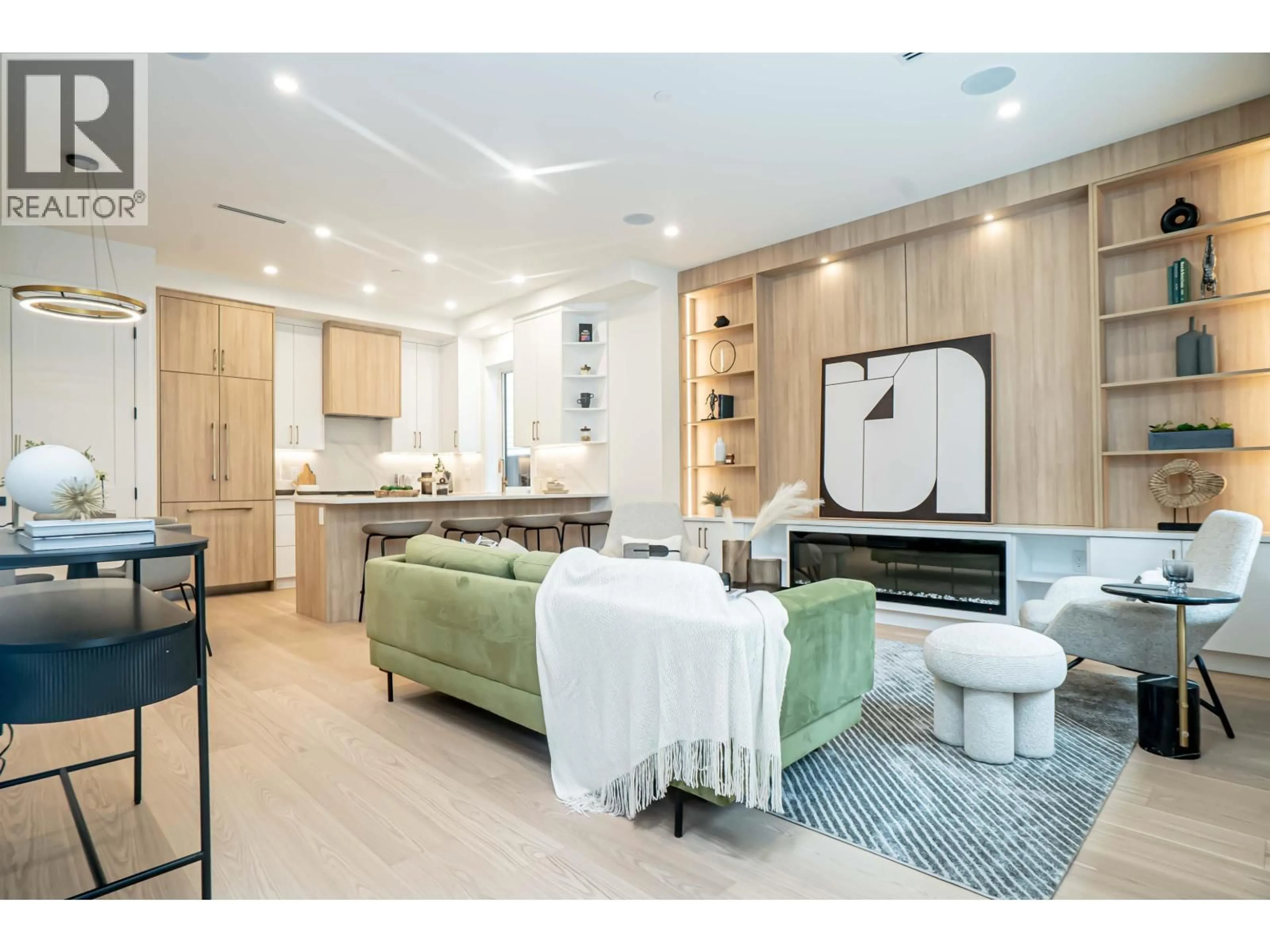 Unknown for 1 - 2785 21 AVENUE, Vancouver British Columbia V6L1K4