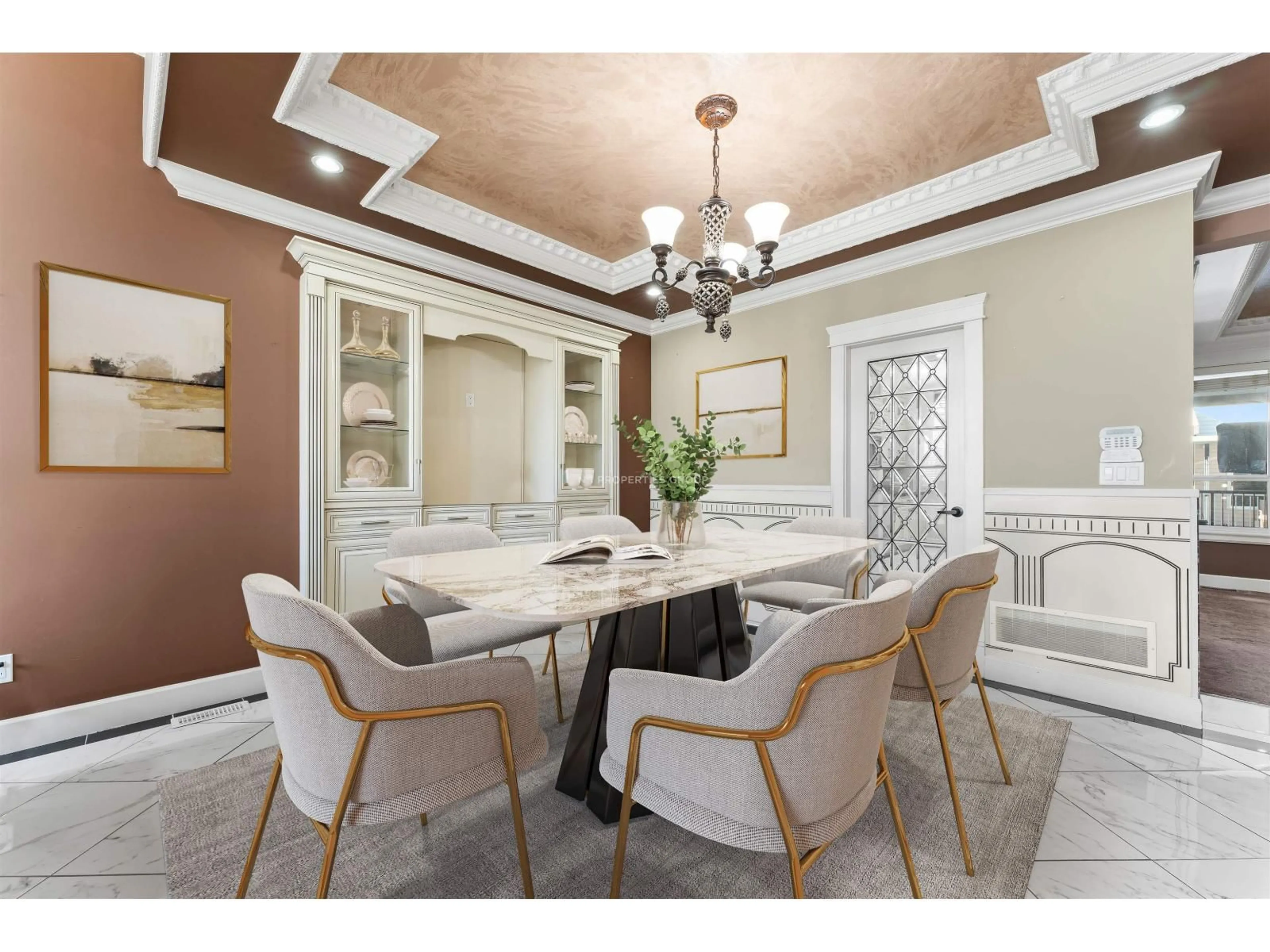 Dining room, ceramic/tile floor for 12567 66 AVE, Surrey British Columbia V3W1V6