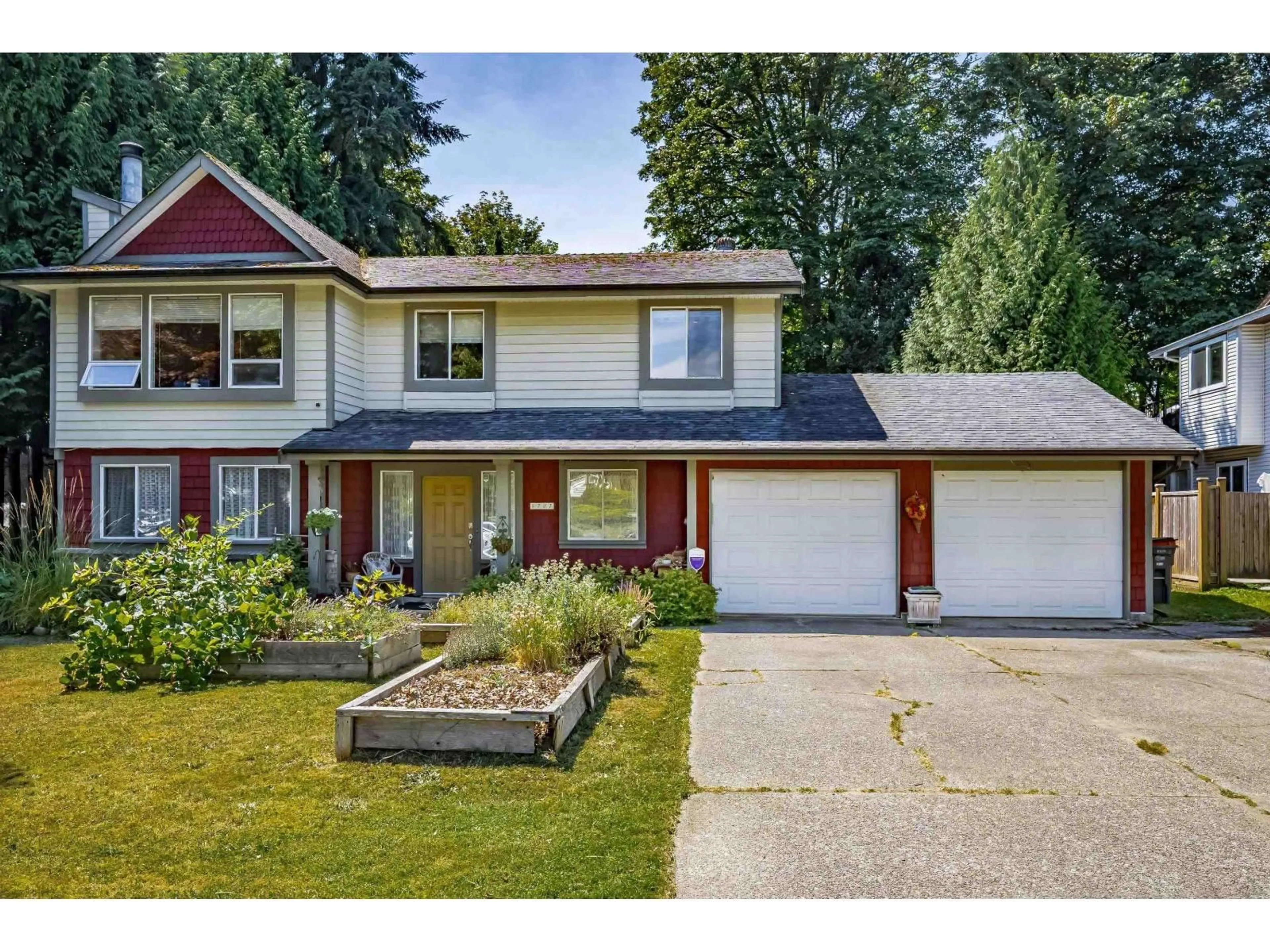 Home with vinyl exterior material, street for 8707 147, Surrey British Columbia V3S6L9