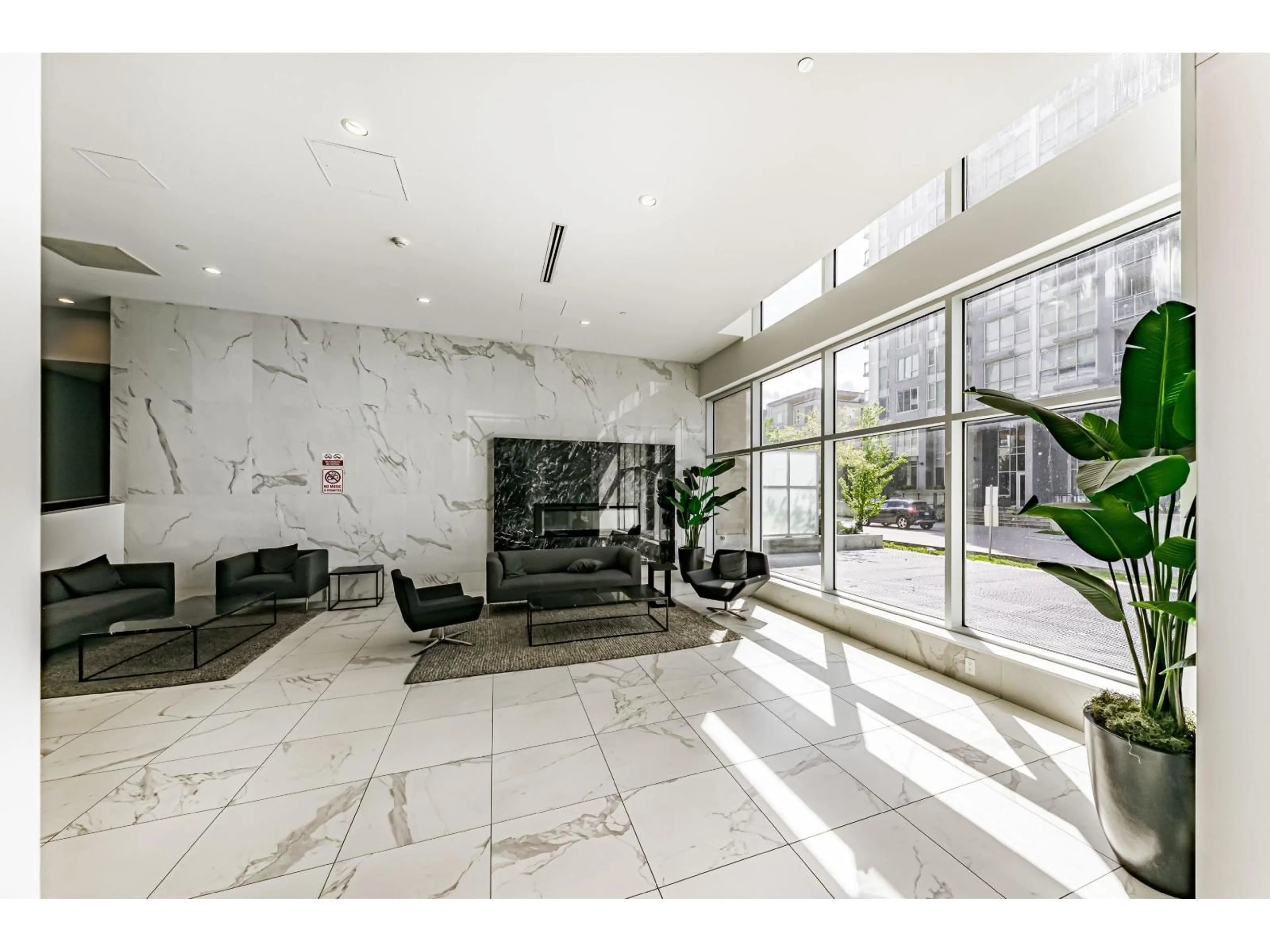 Lobby for 2809 - 13350 CENTRAL, Surrey British Columbia V3T0S1