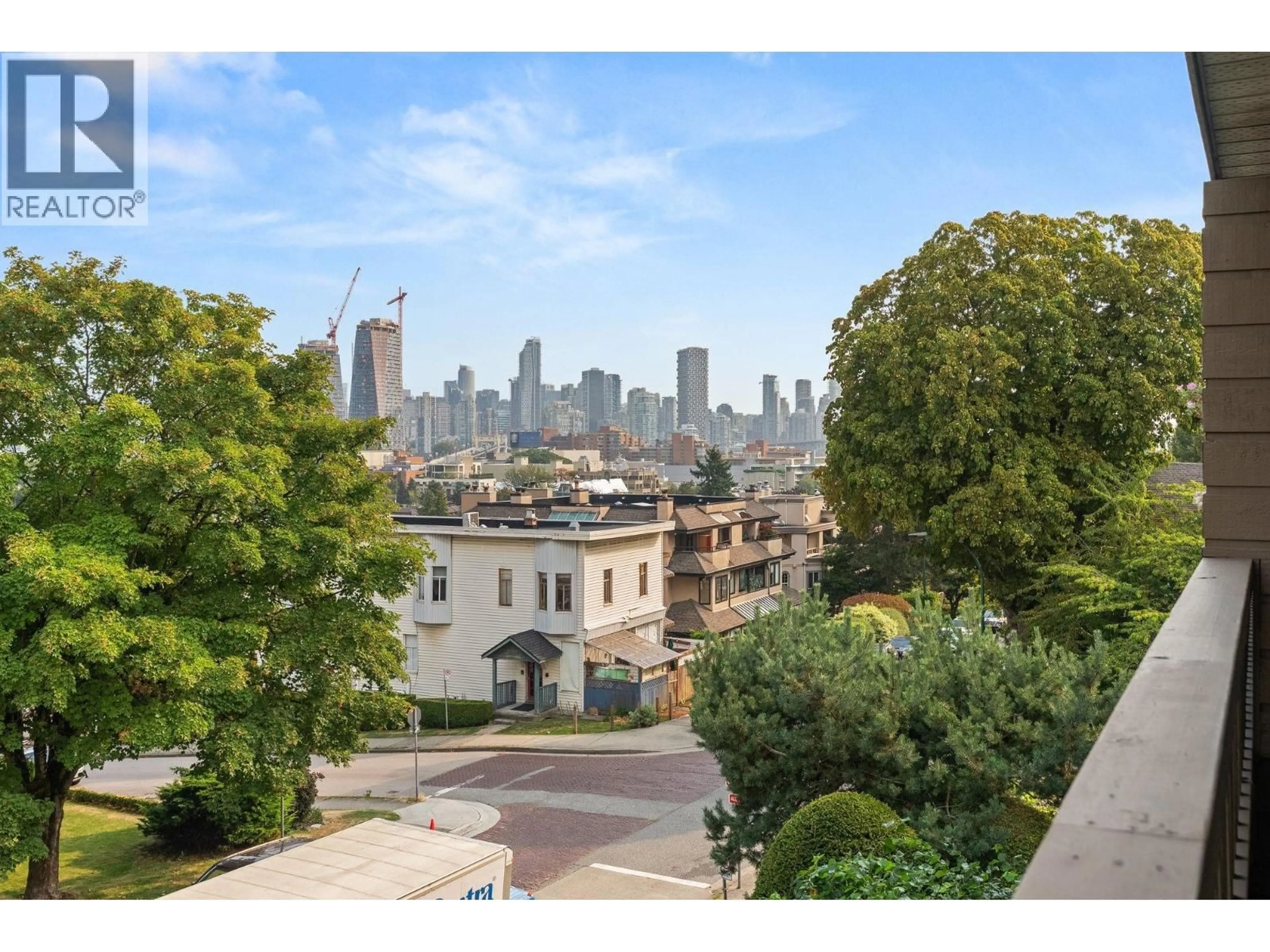 A pic from outside/outdoor area/front of a property/back of a property/a pic from drone, city buildings view from balcony for 305 - 2100 3RD AVENUE, Vancouver British Columbia V6K1L1