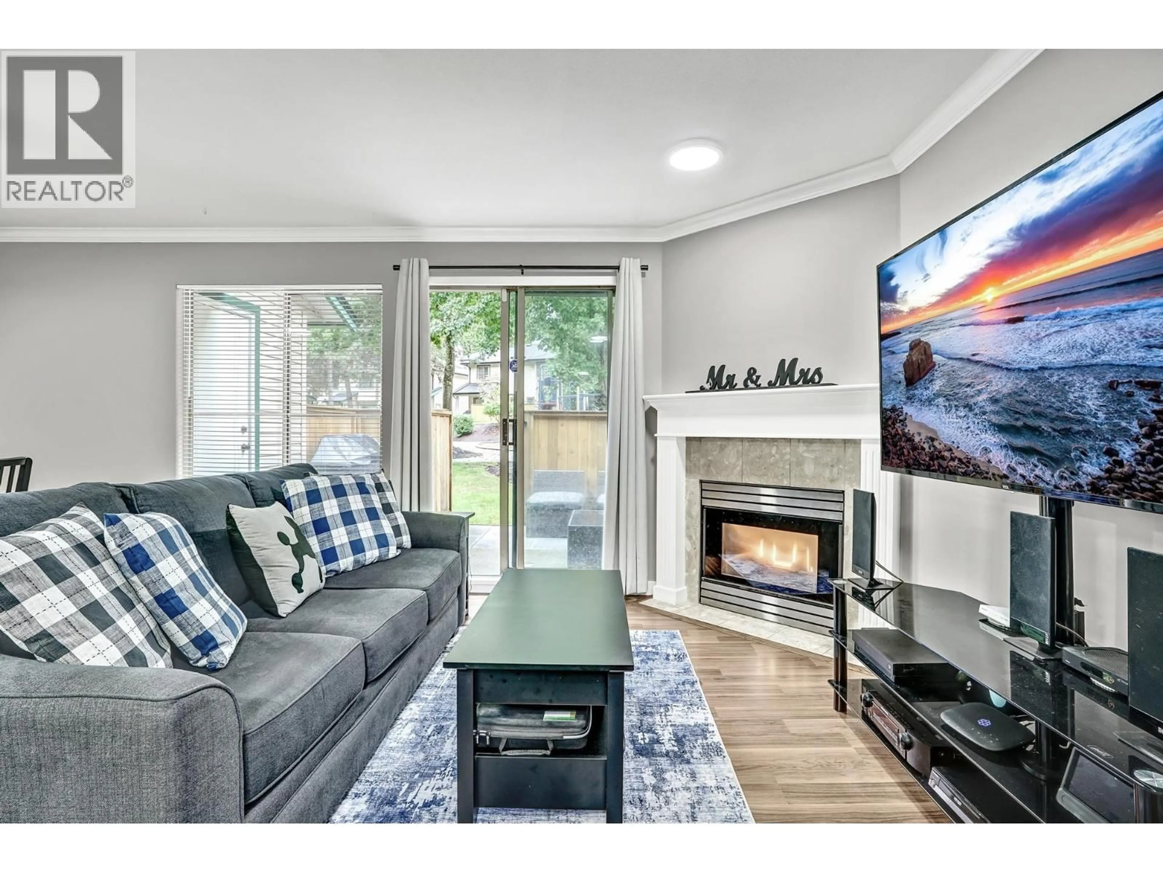 Living room with furniture, unknown for 31 - 21960 RIVER ROAD, Maple Ridge British Columbia V2X2C3