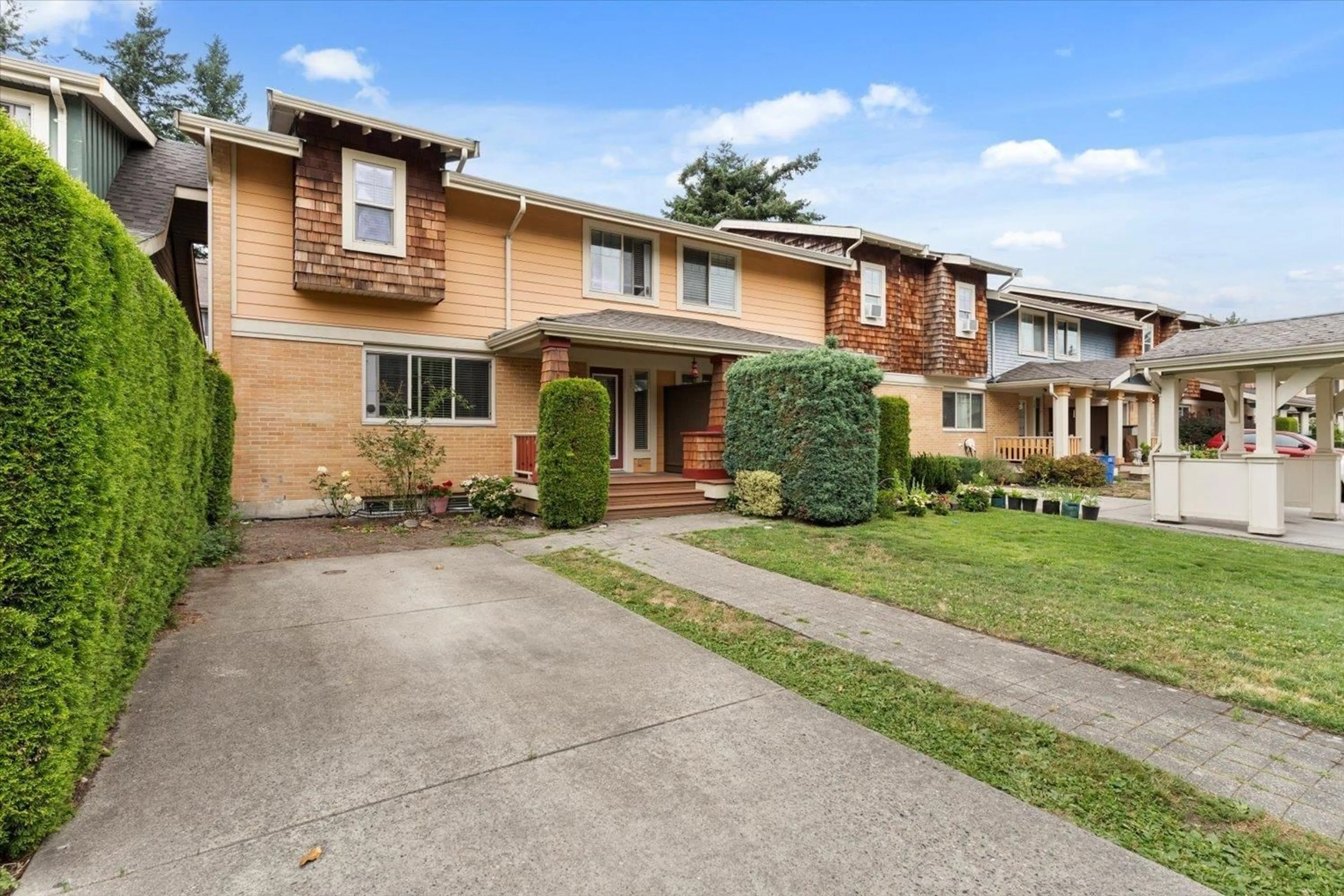 Home with brick exterior material, street for 36 - 5960 COWICHAN STREET, Chilliwack British Columbia V2R0L6
