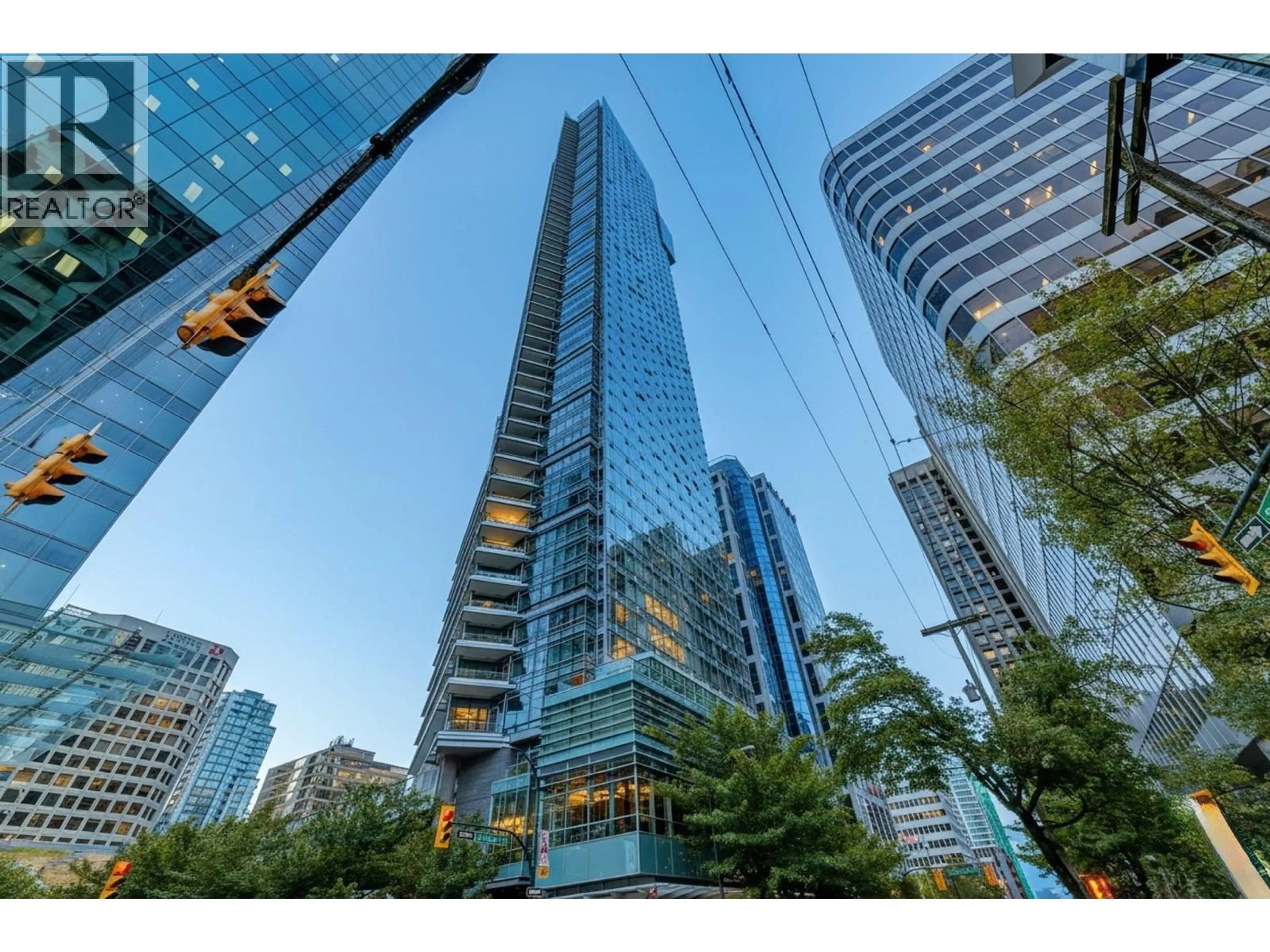 Indoor foyer for 1702 - 1111 ALBERNI STREET, Vancouver British Columbia V6E4V2