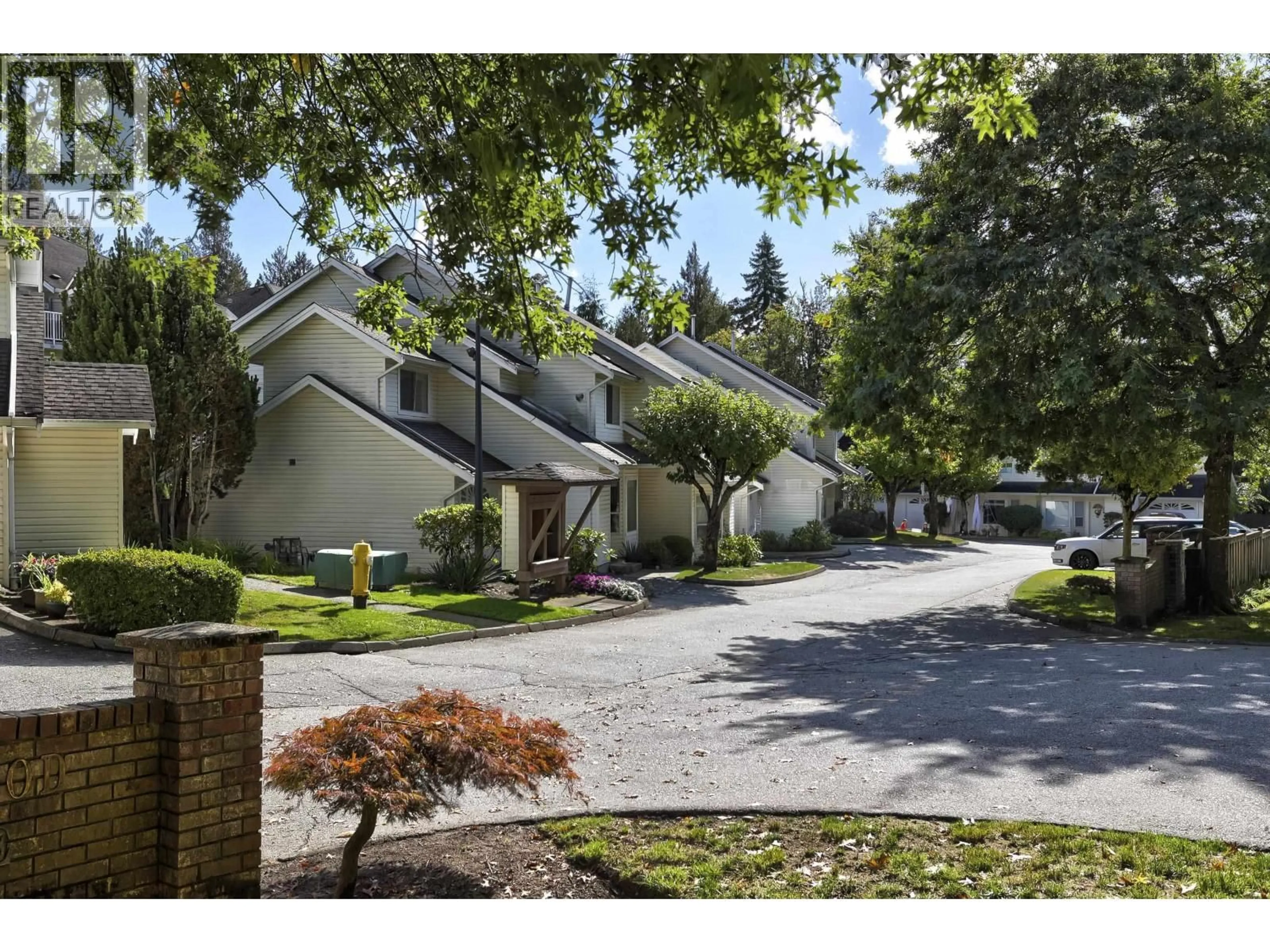Unknown for 8 - 11588 232 STREET, Maple Ridge British Columbia V2X0J6