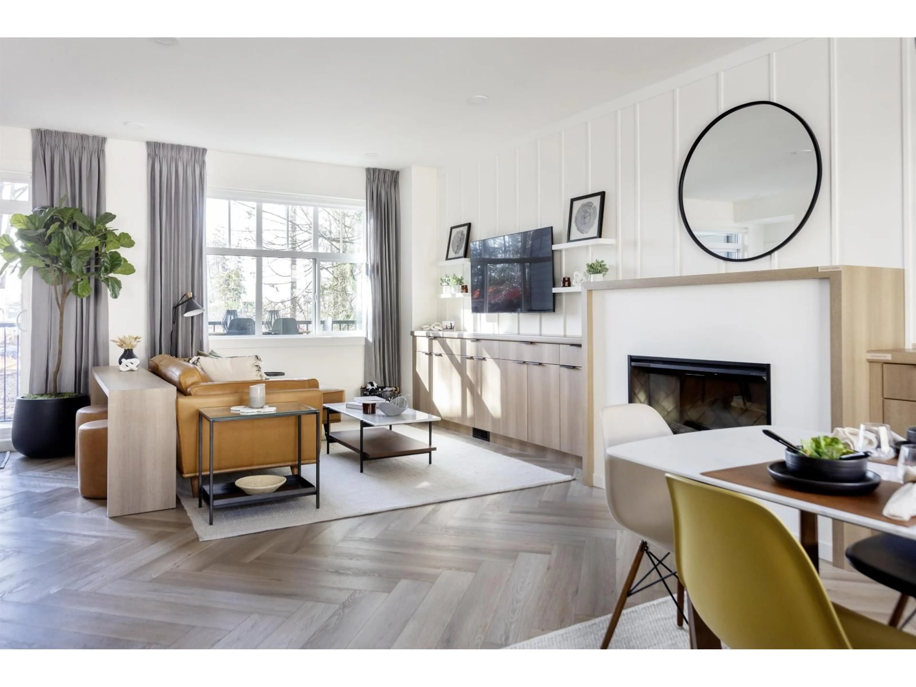 Living room with furniture, wood/laminate floor for 140 - 2350 165, Surrey British Columbia V3Z1J9