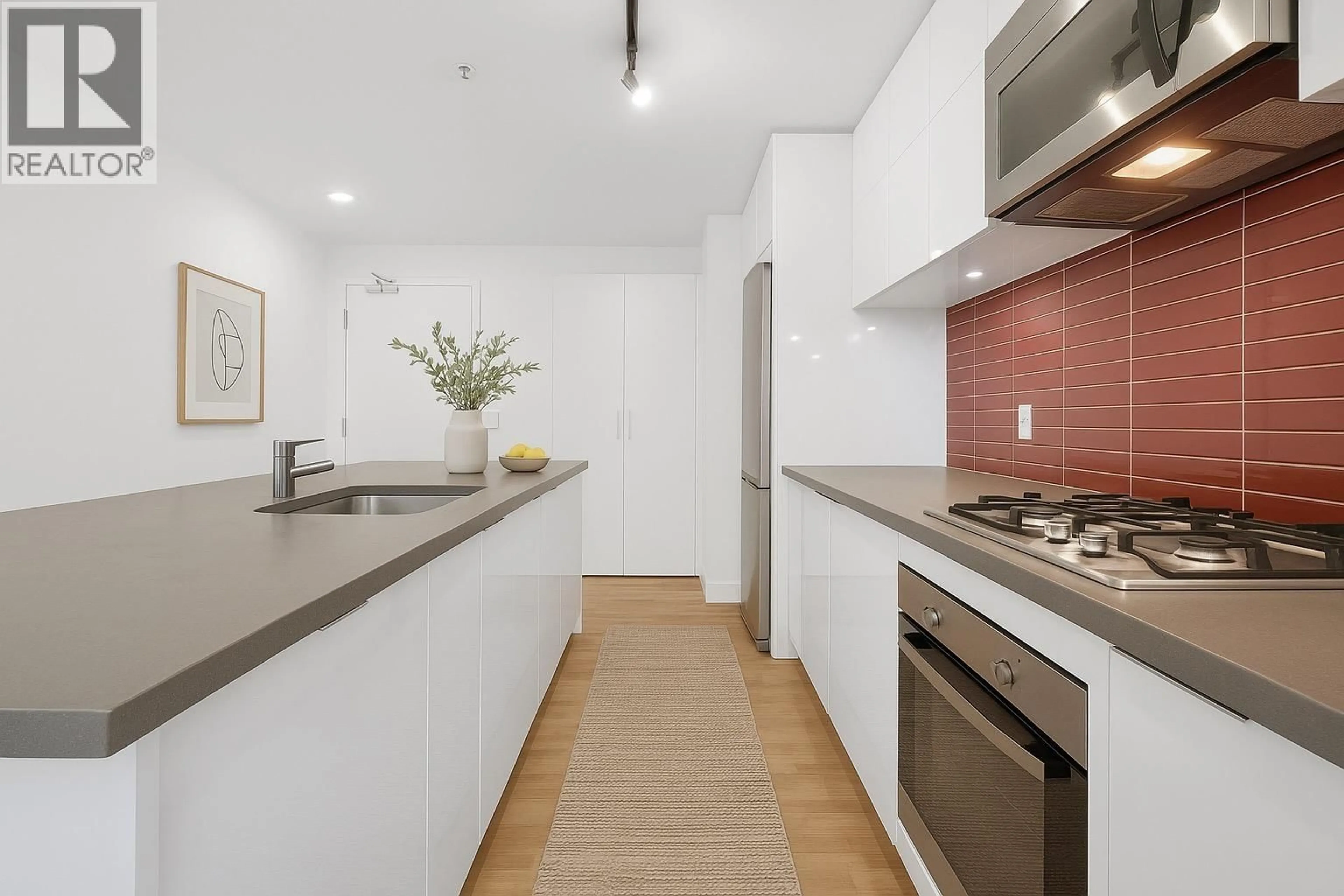 Standard kitchen, ceramic/tile floor for PH7 - 108 CORDOVA STREET, Vancouver British Columbia V6B0G5